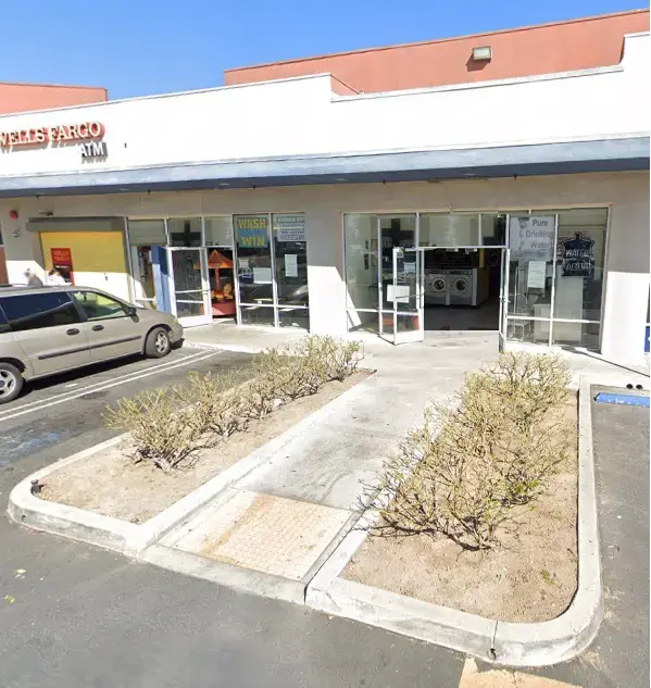 COINLESS LAUNDRY location