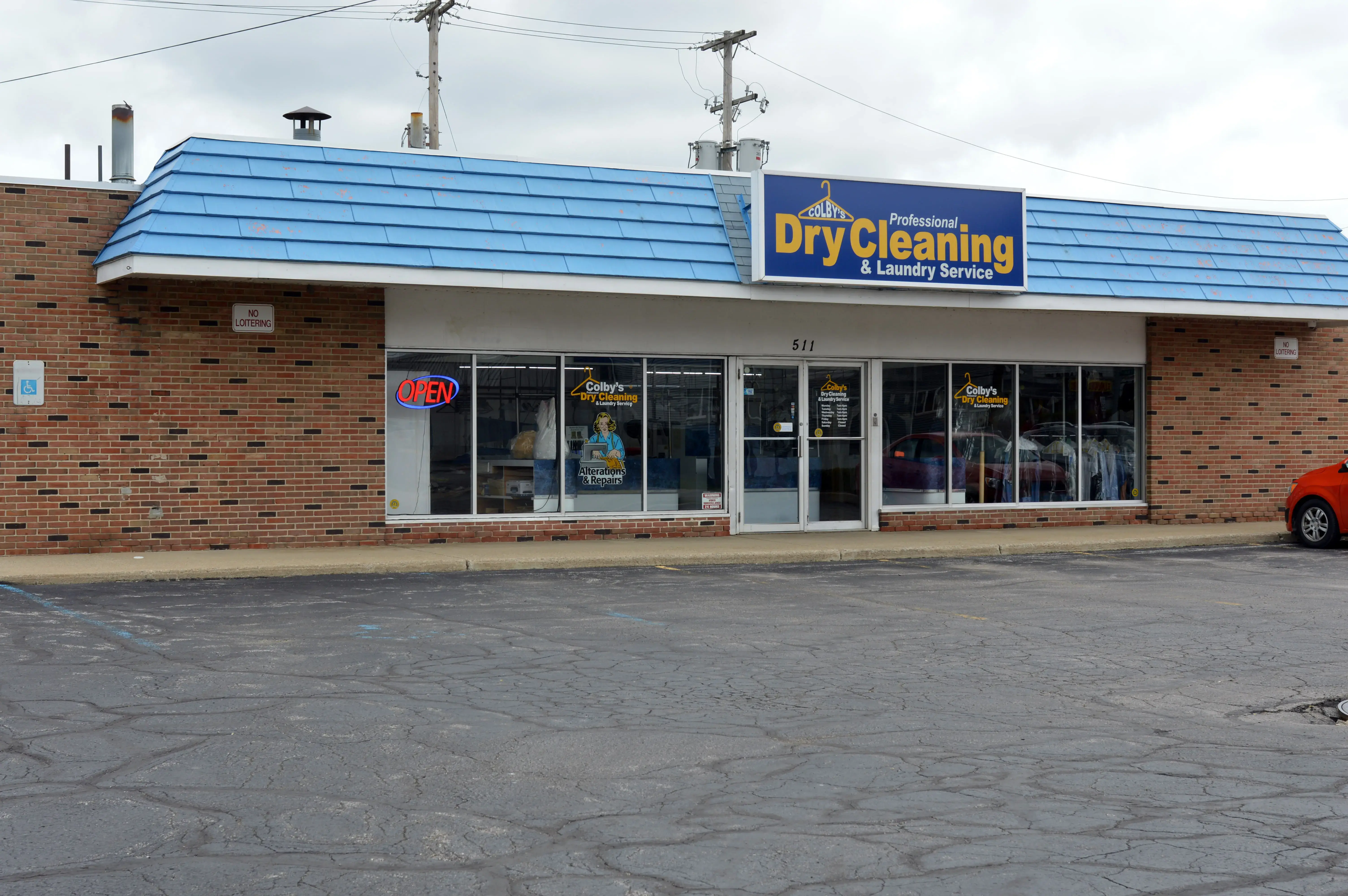 Colby's Dry Cleaning - Image 3