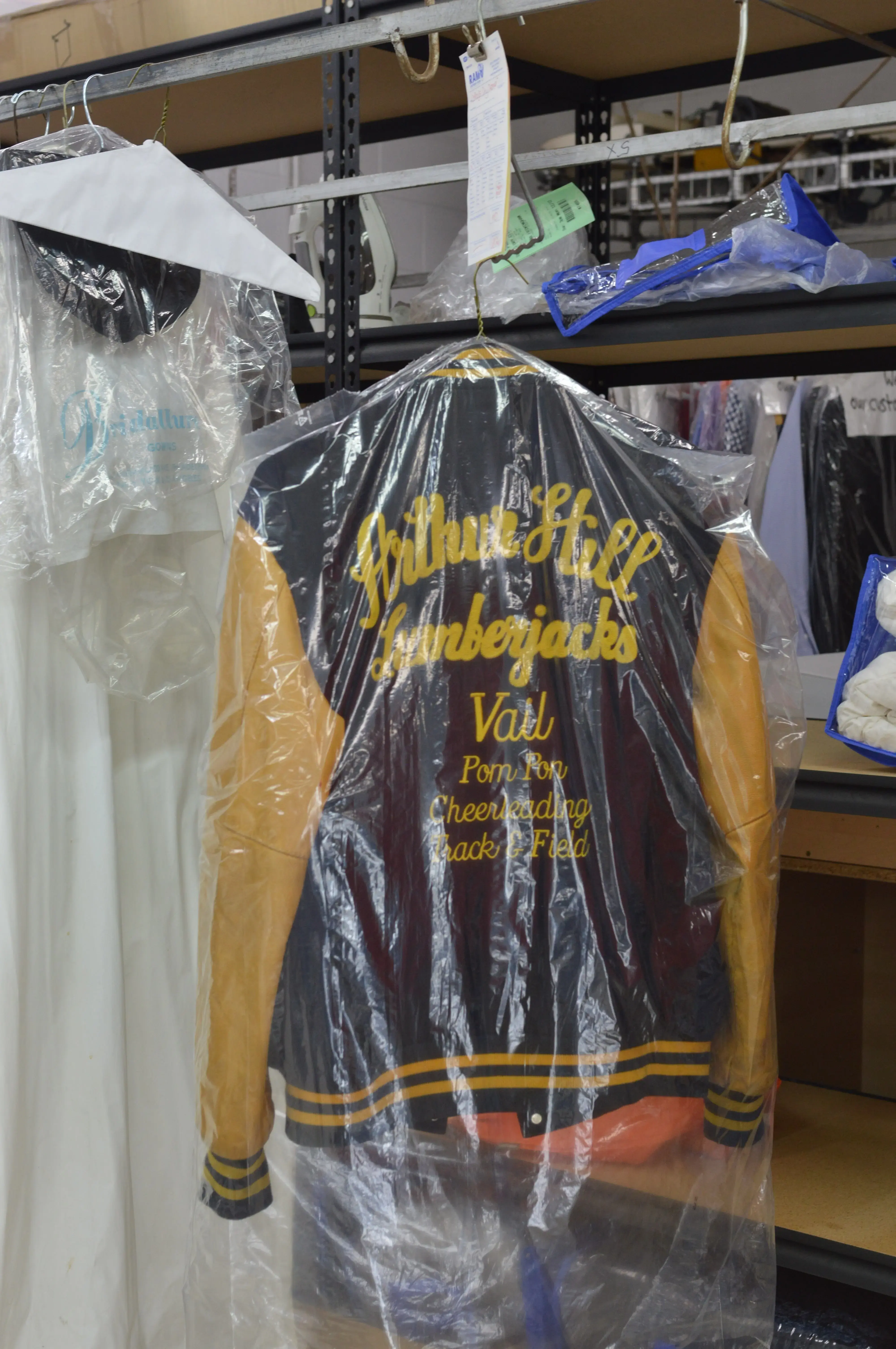 Colby's Dry Cleaning - Image 5
