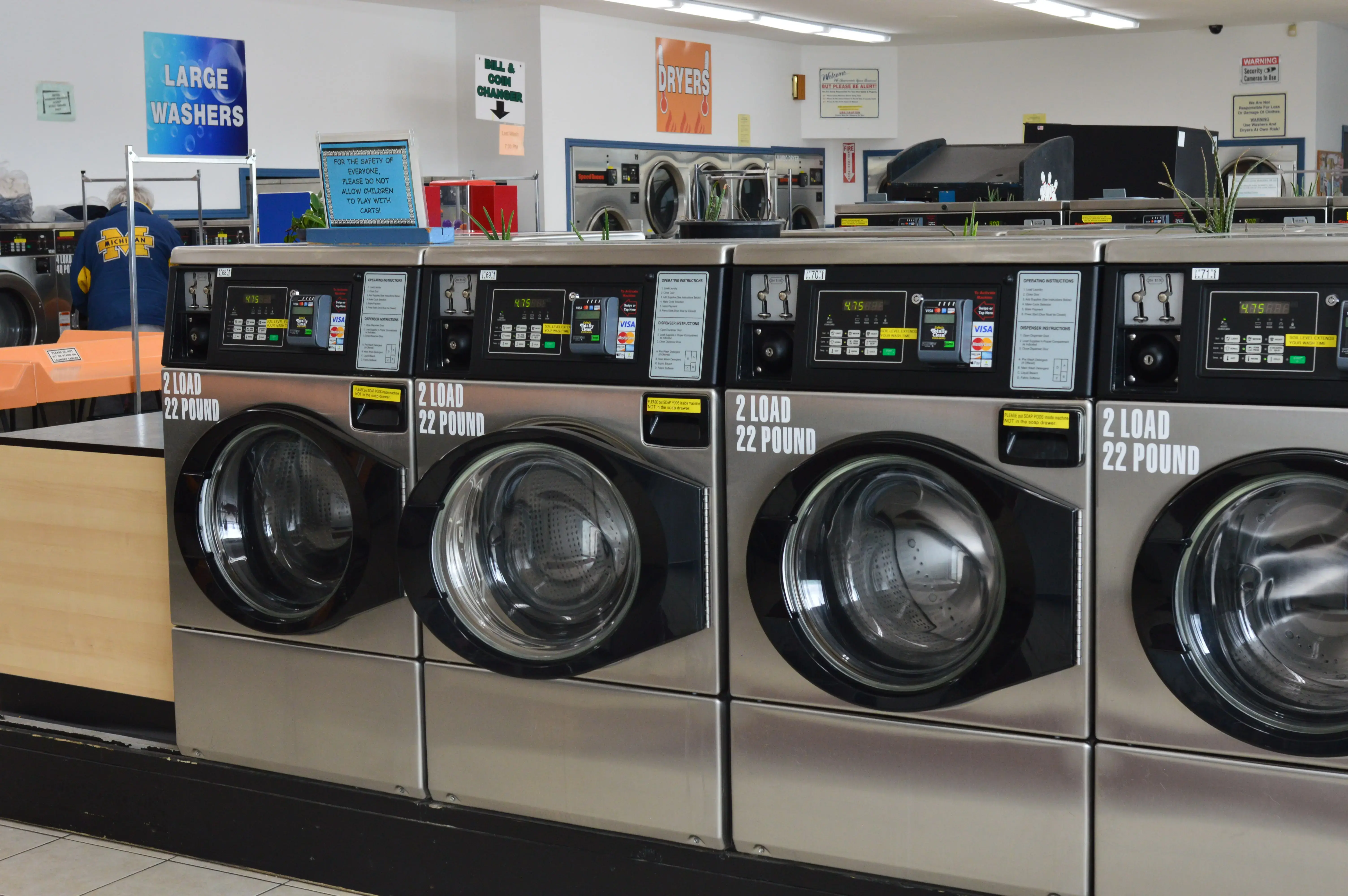 Colby's Totally Clean - Saginaw Rd - Image 2