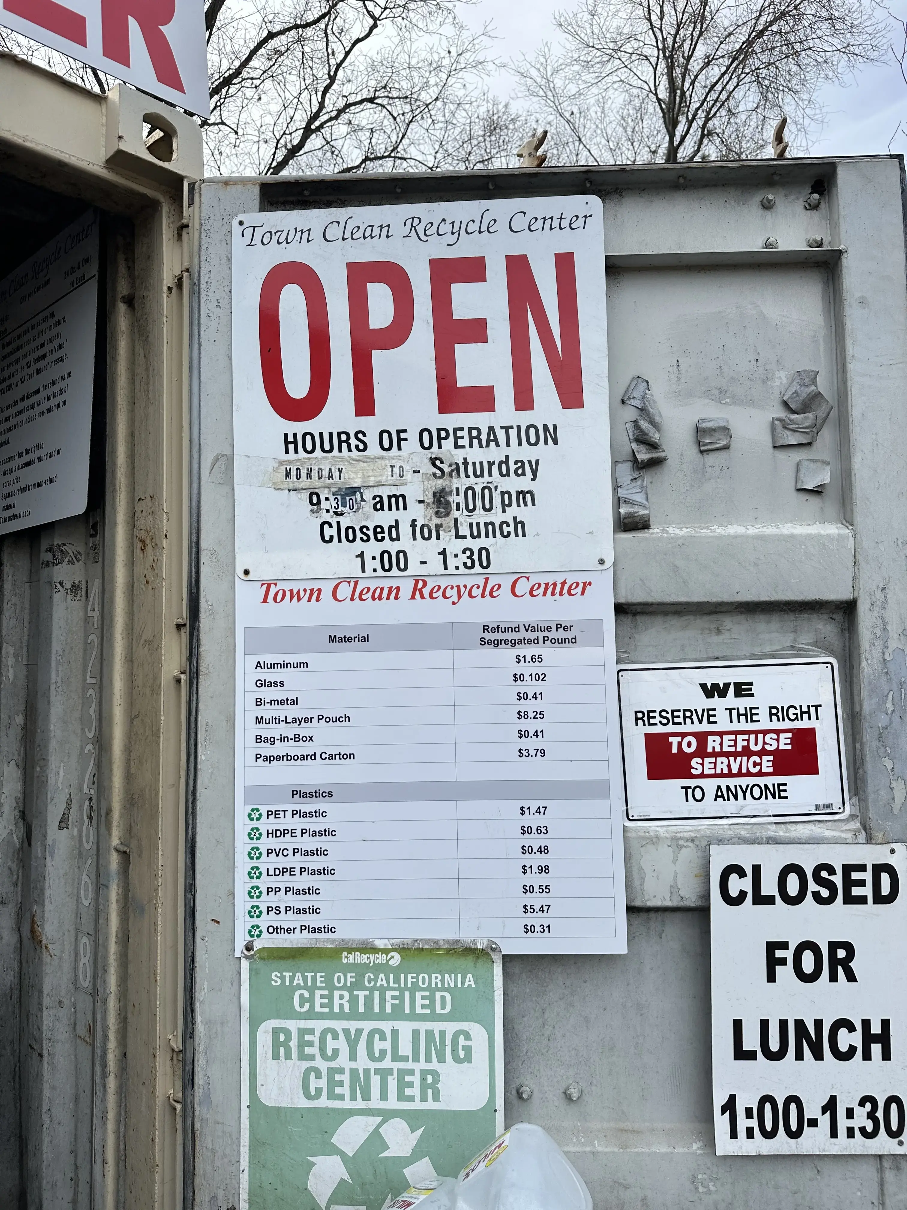 Colfax Laundromat thumbnail 17