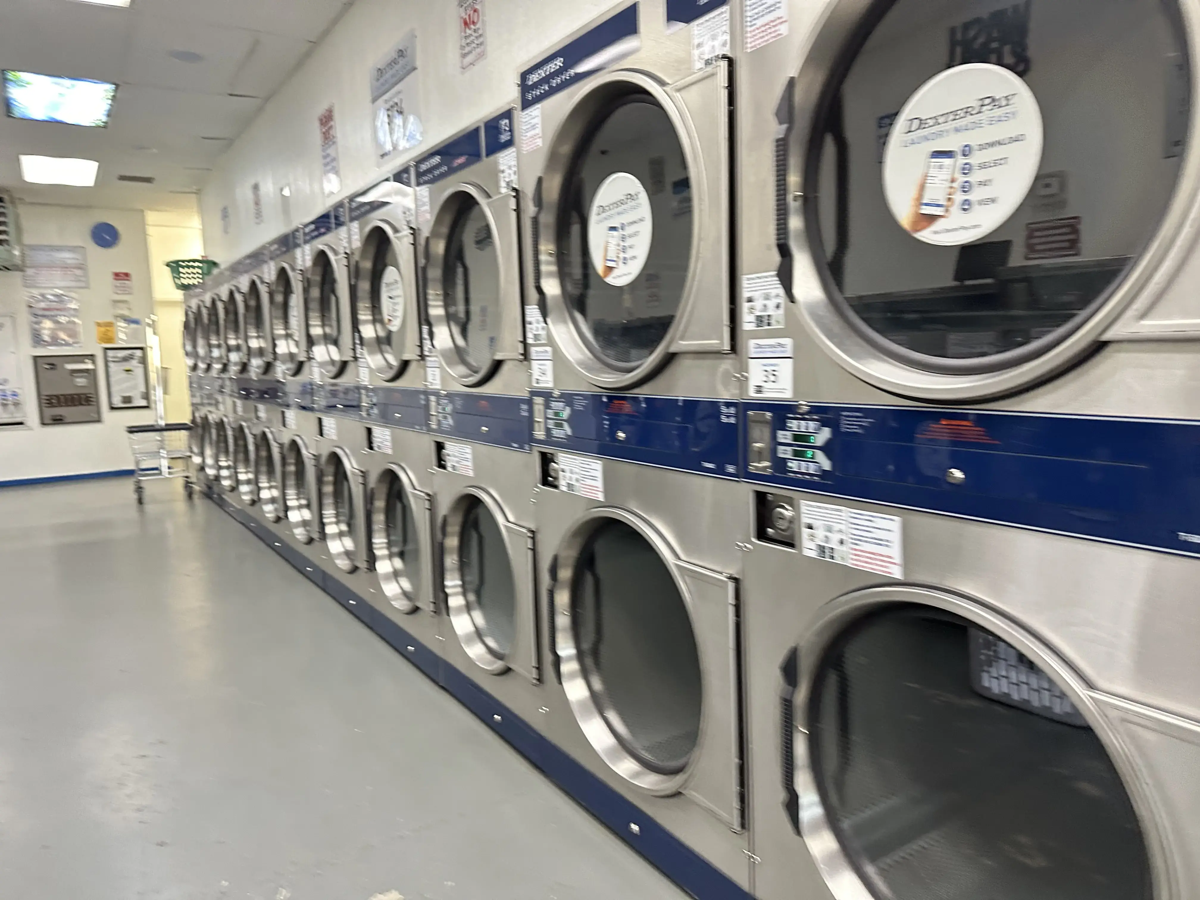 Colfax Laundromat location