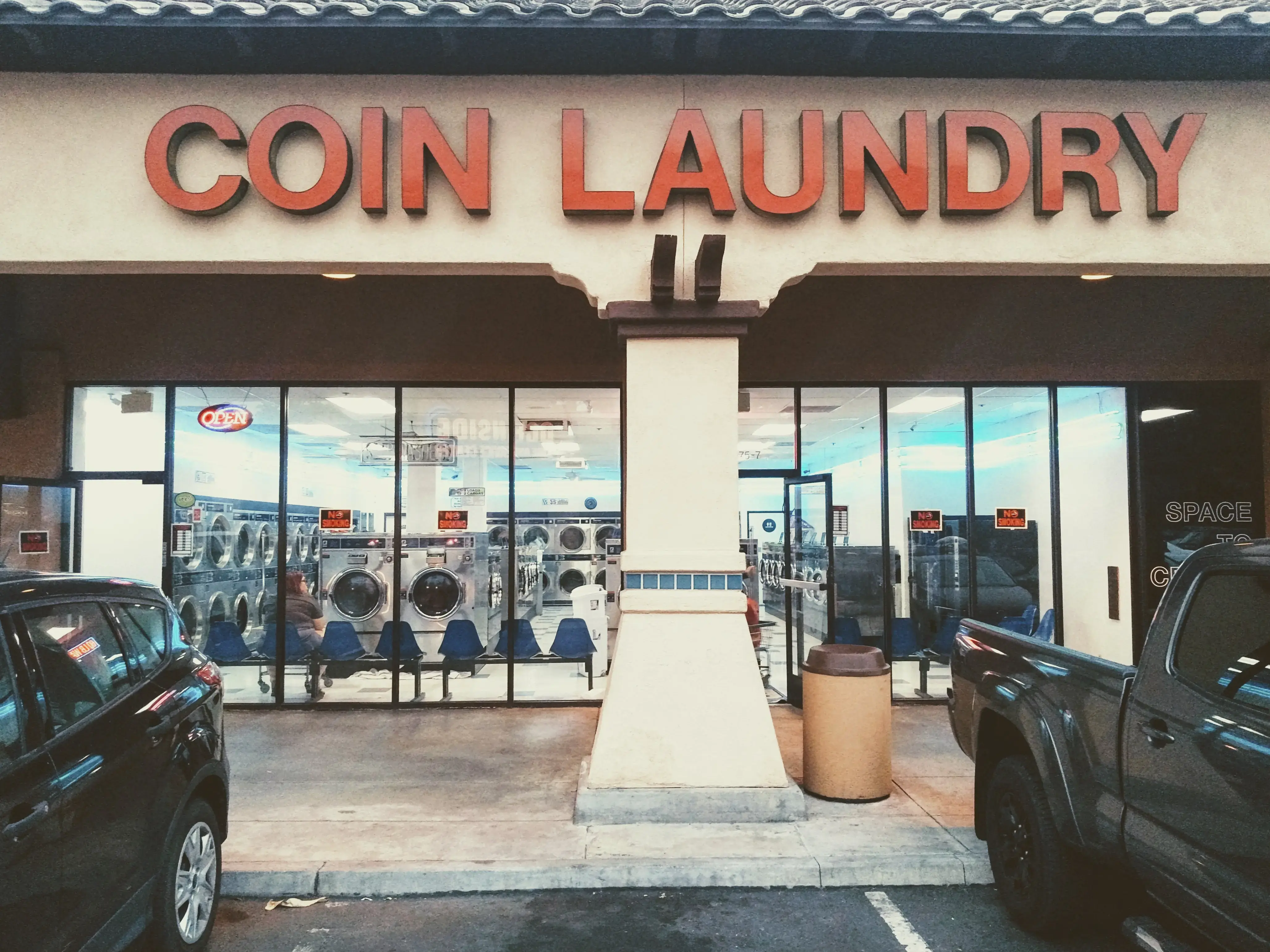 College Coin Laundry thumbnail 2