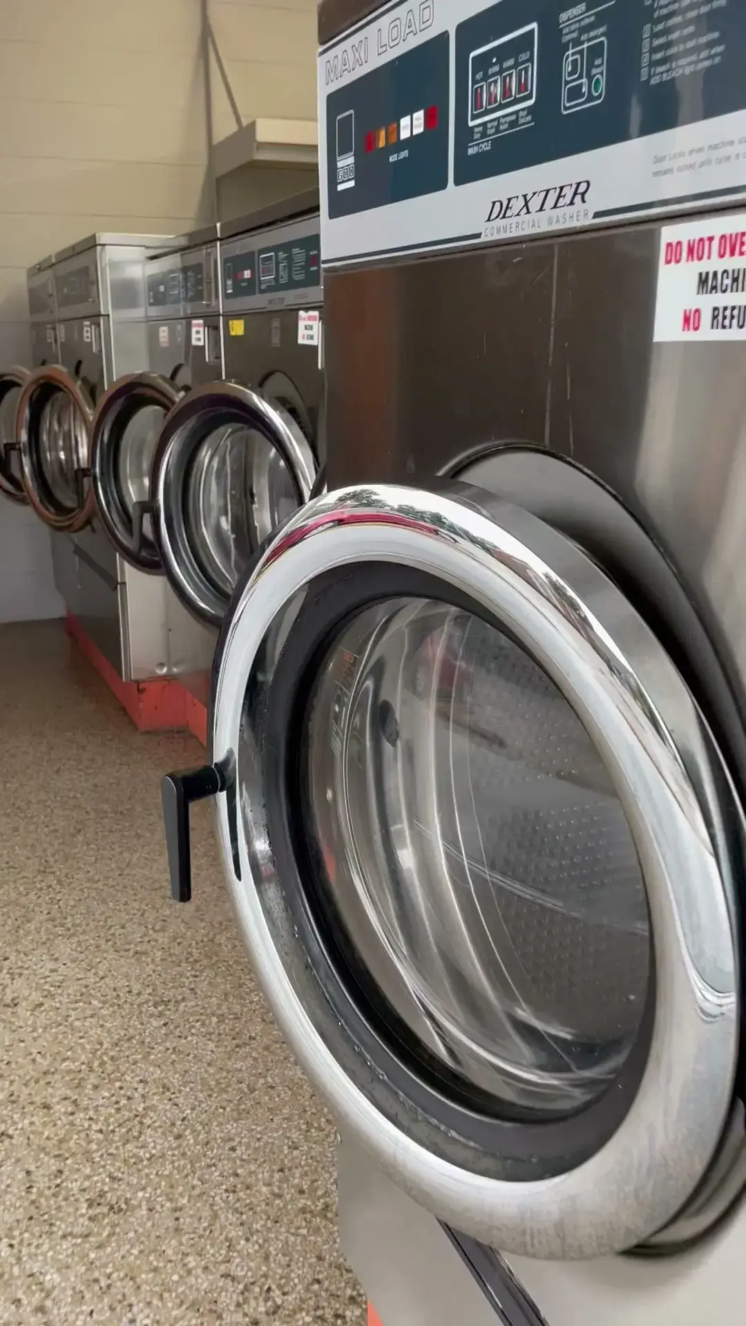 College Park Laundry and Dry Cleaners thumbnail 2