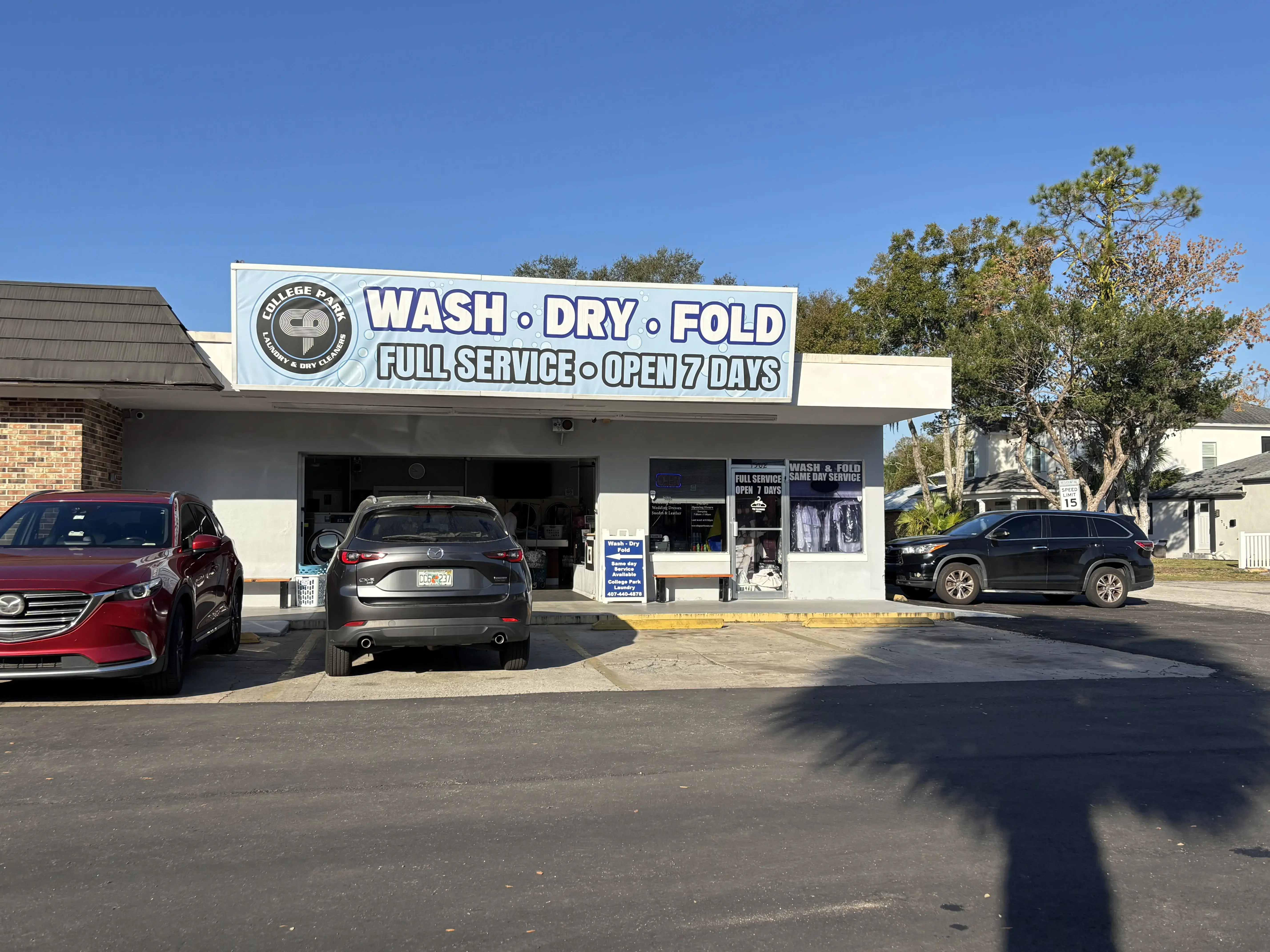 College Park Laundry and Dry Cleaners - Image 4