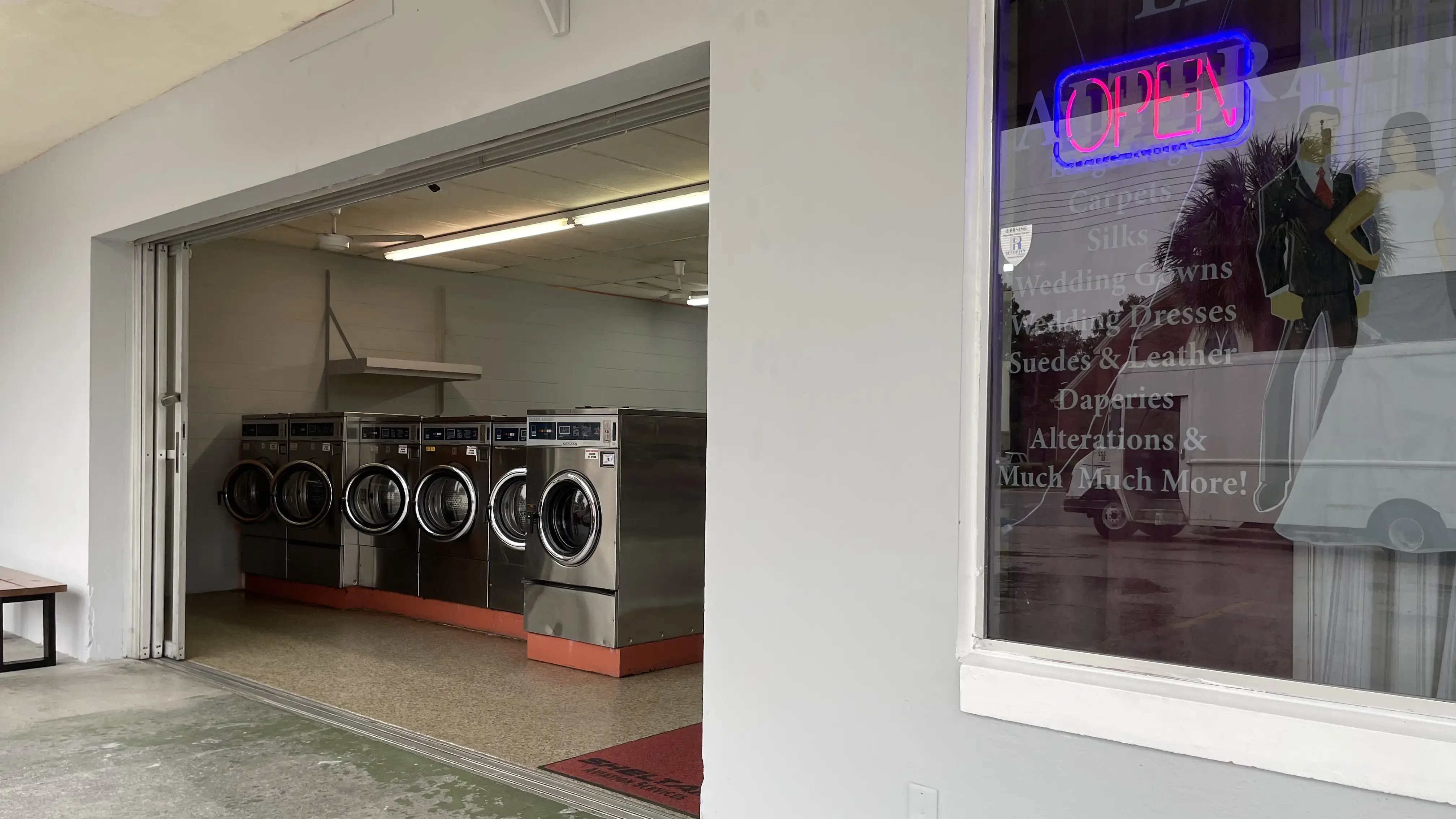 College Park Laundry and Dry Cleaners location