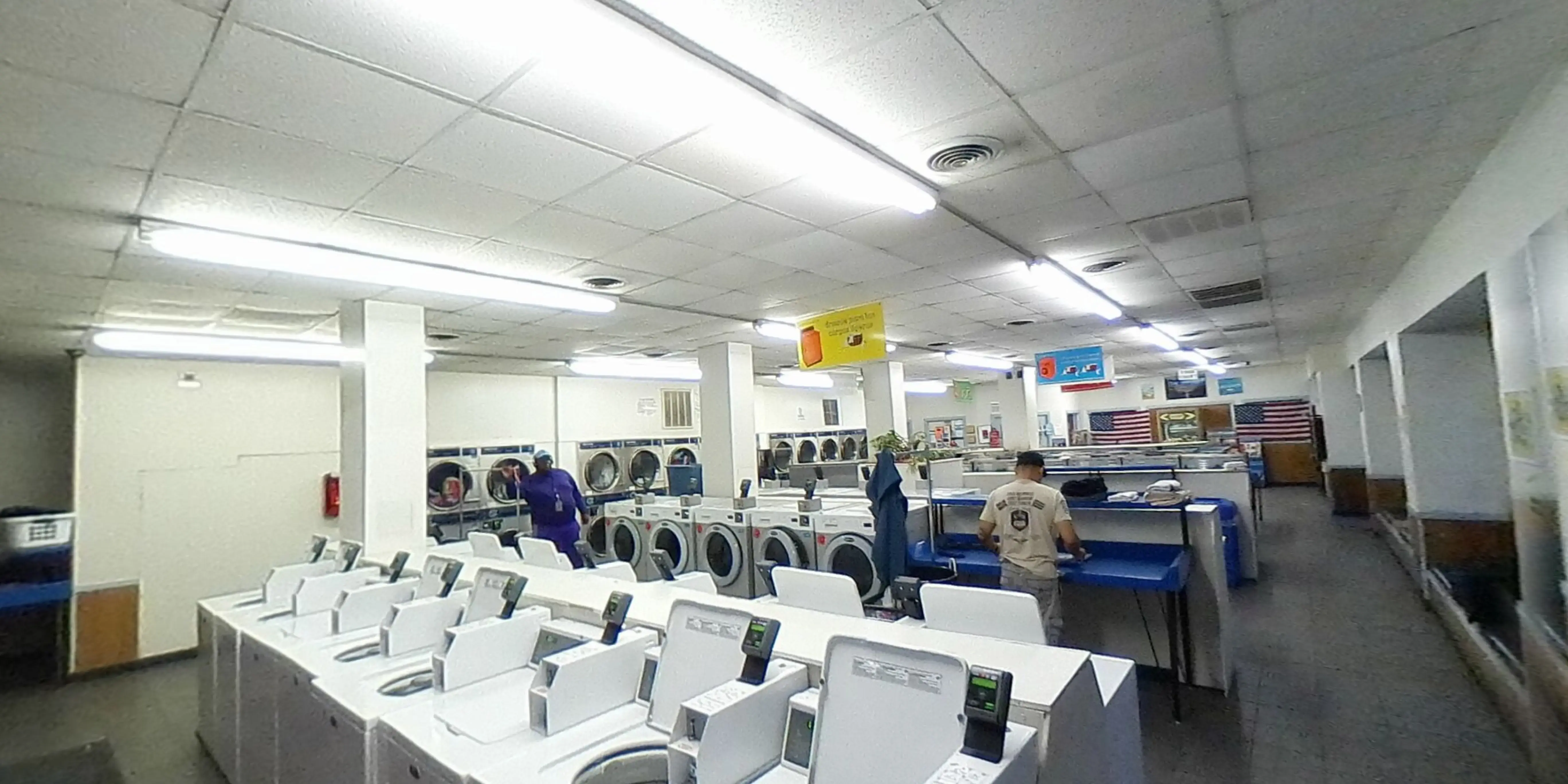 Colley Avenue Laundry Land Laundromat - Image 8