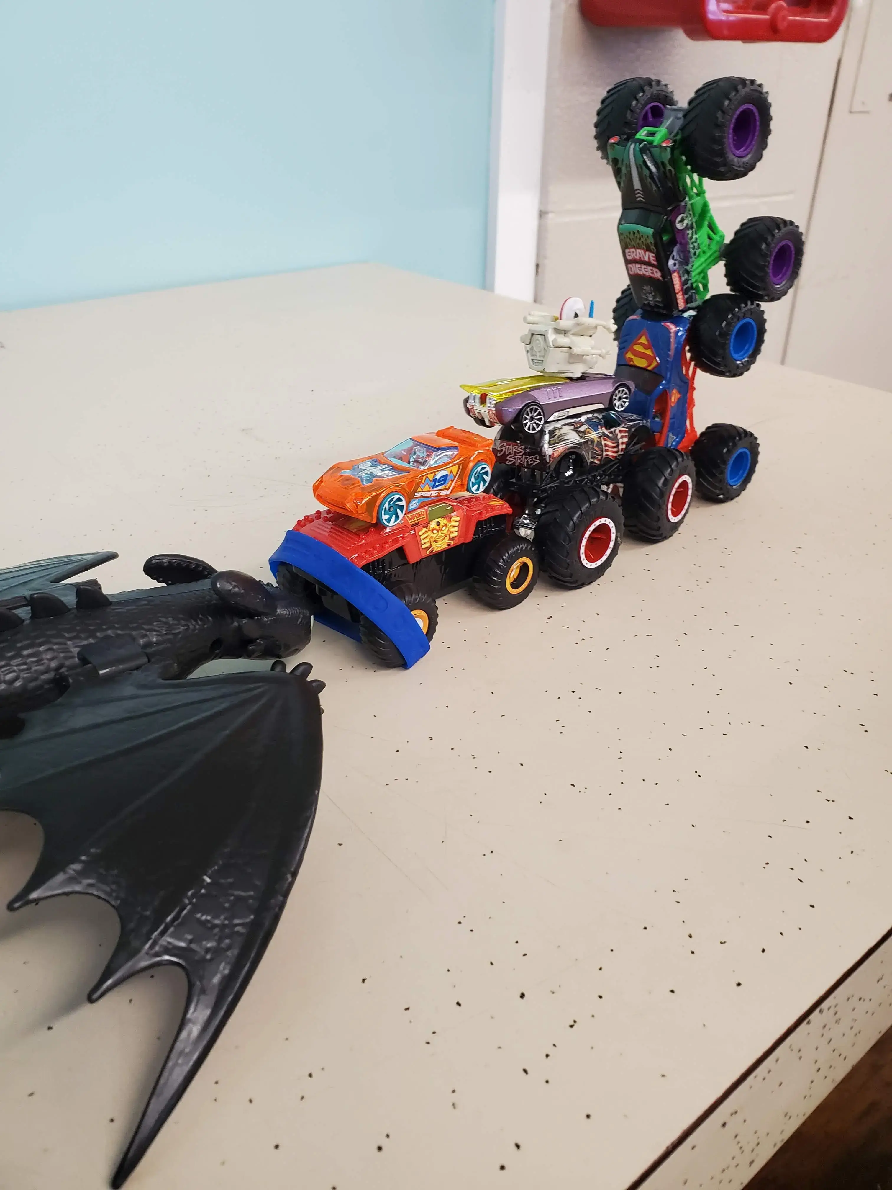 Collins Ave Laundry - Image 8