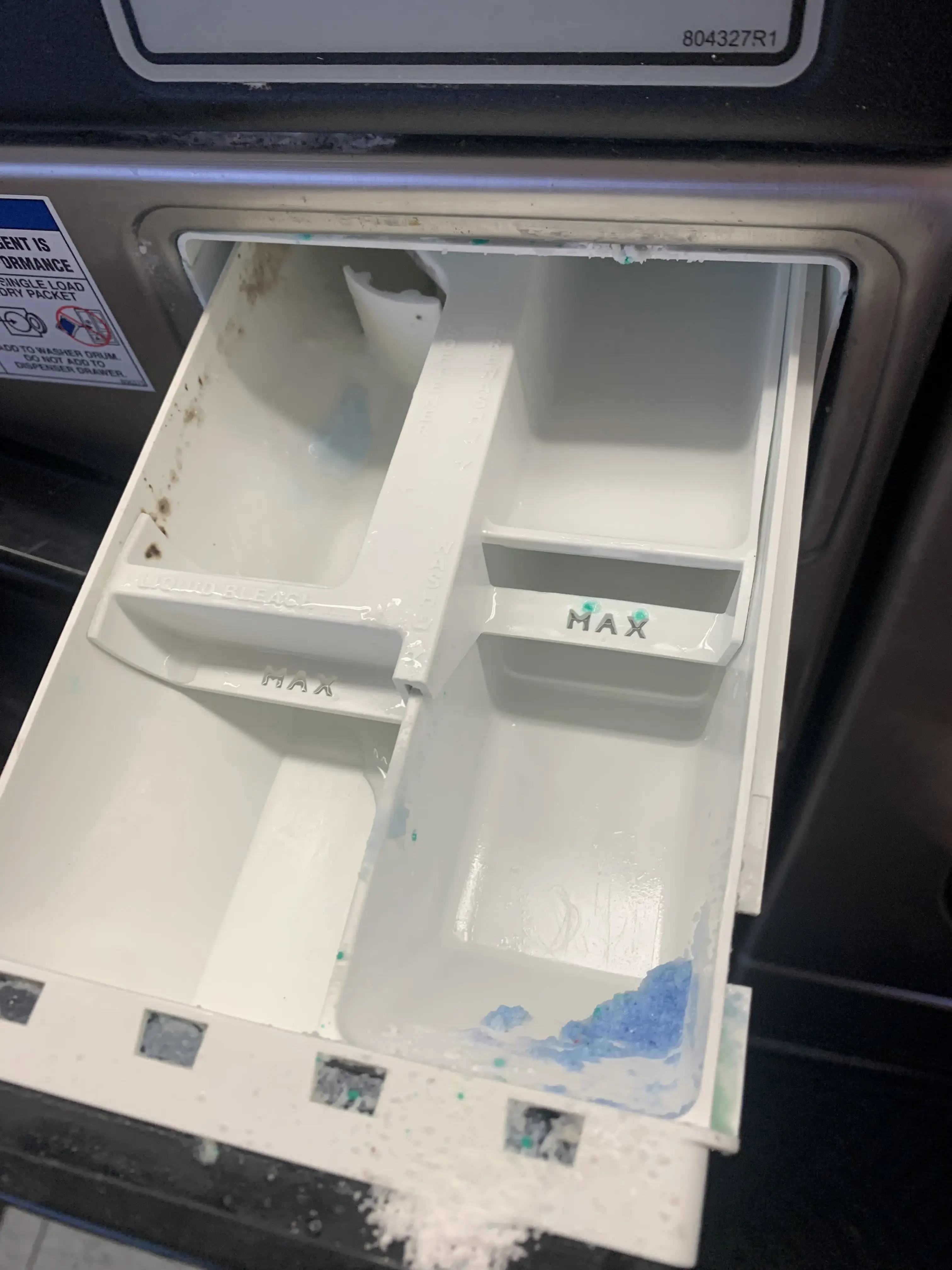 Collins Ave Laundry - Image 12