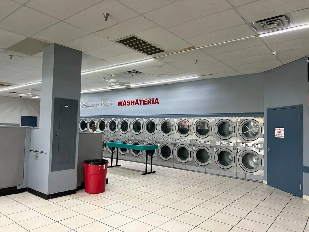 Collin's Washateria thumbnail 10