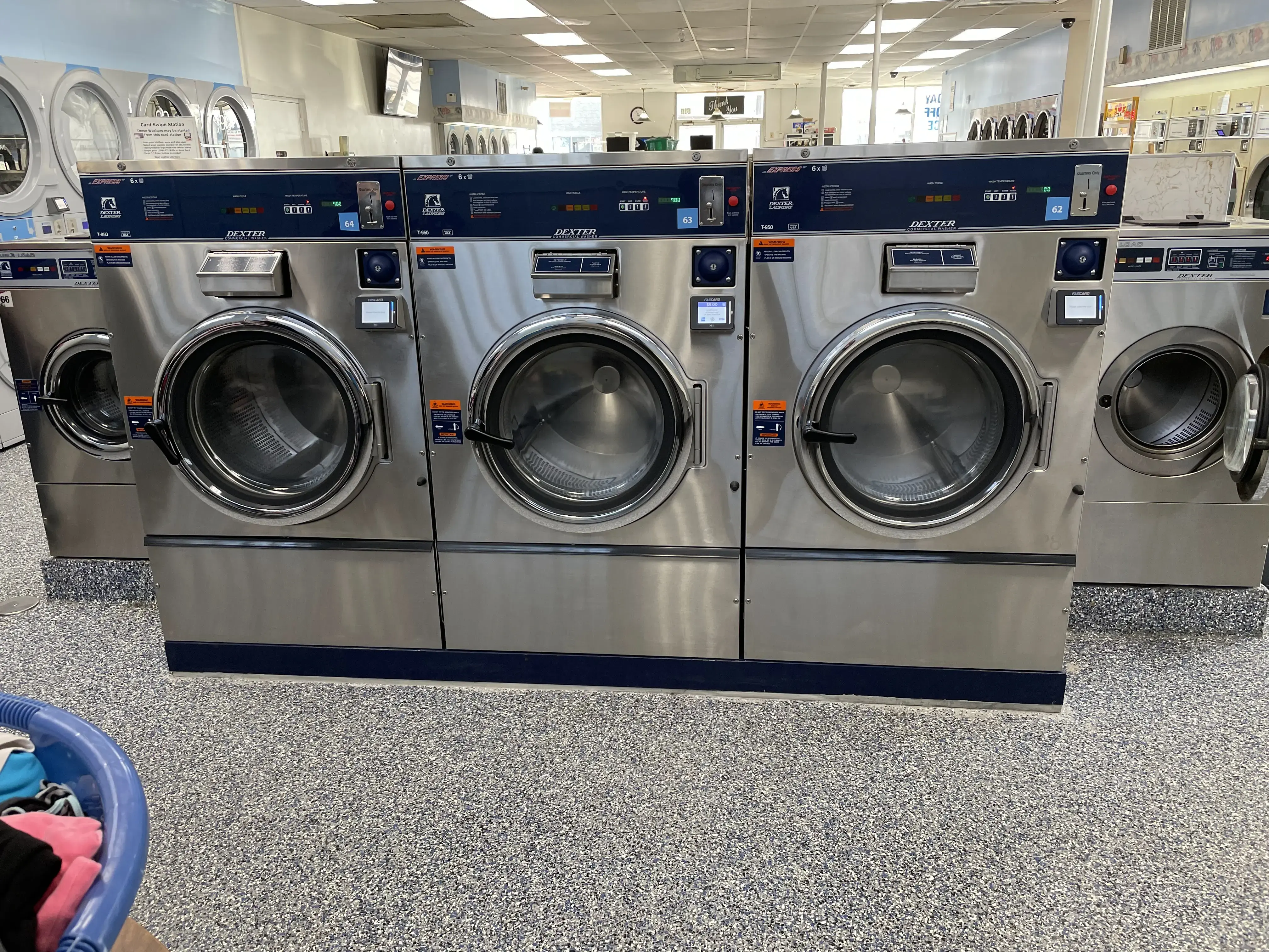 Colonial Coin Laundry thumbnail 14