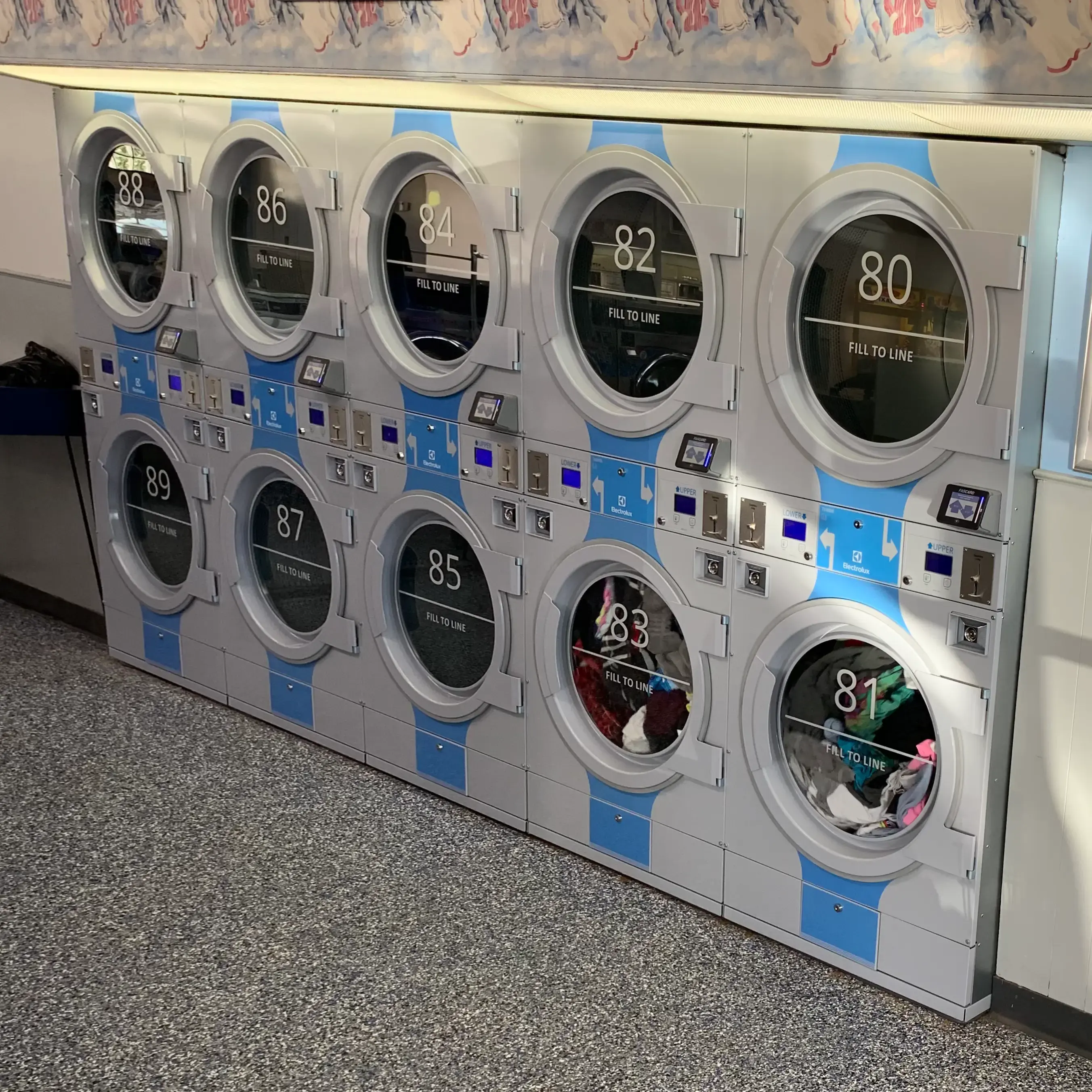 Colonial Coin Laundry thumbnail 4