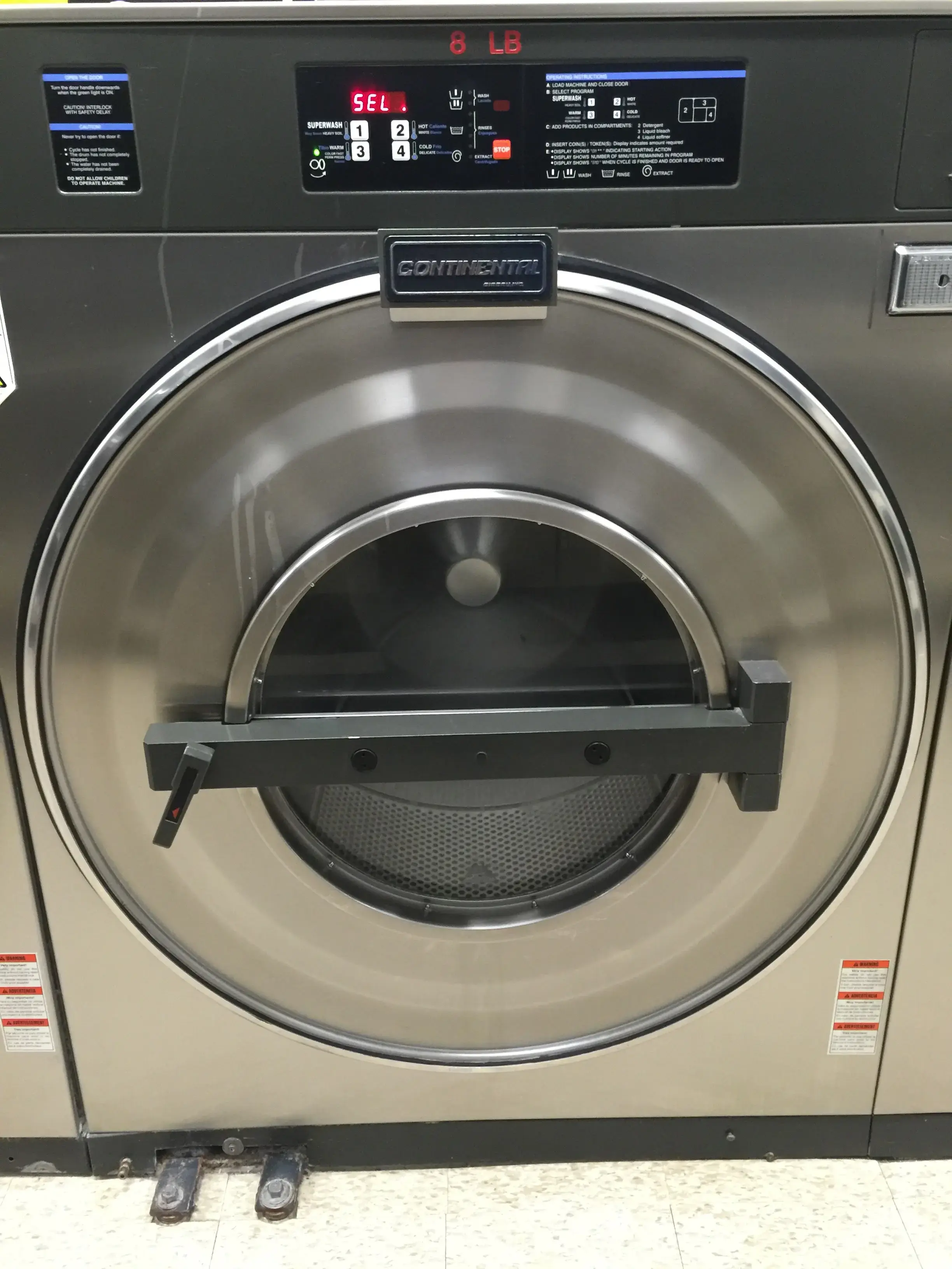Colonial Launderette thumbnail 5