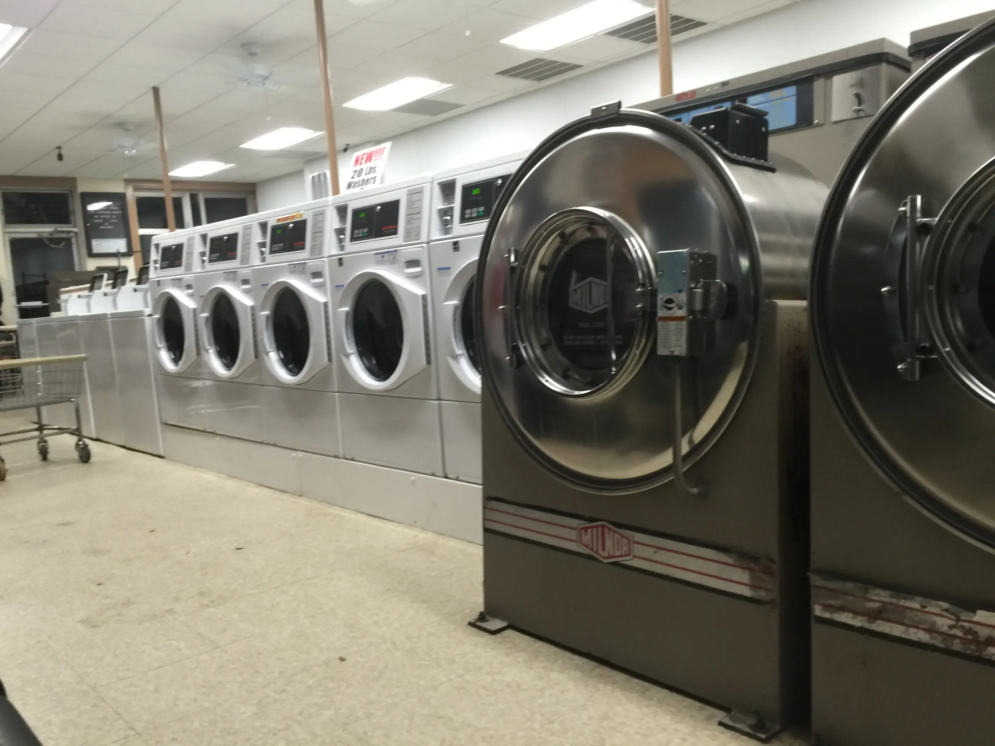 Colonial Launderette - Image 2