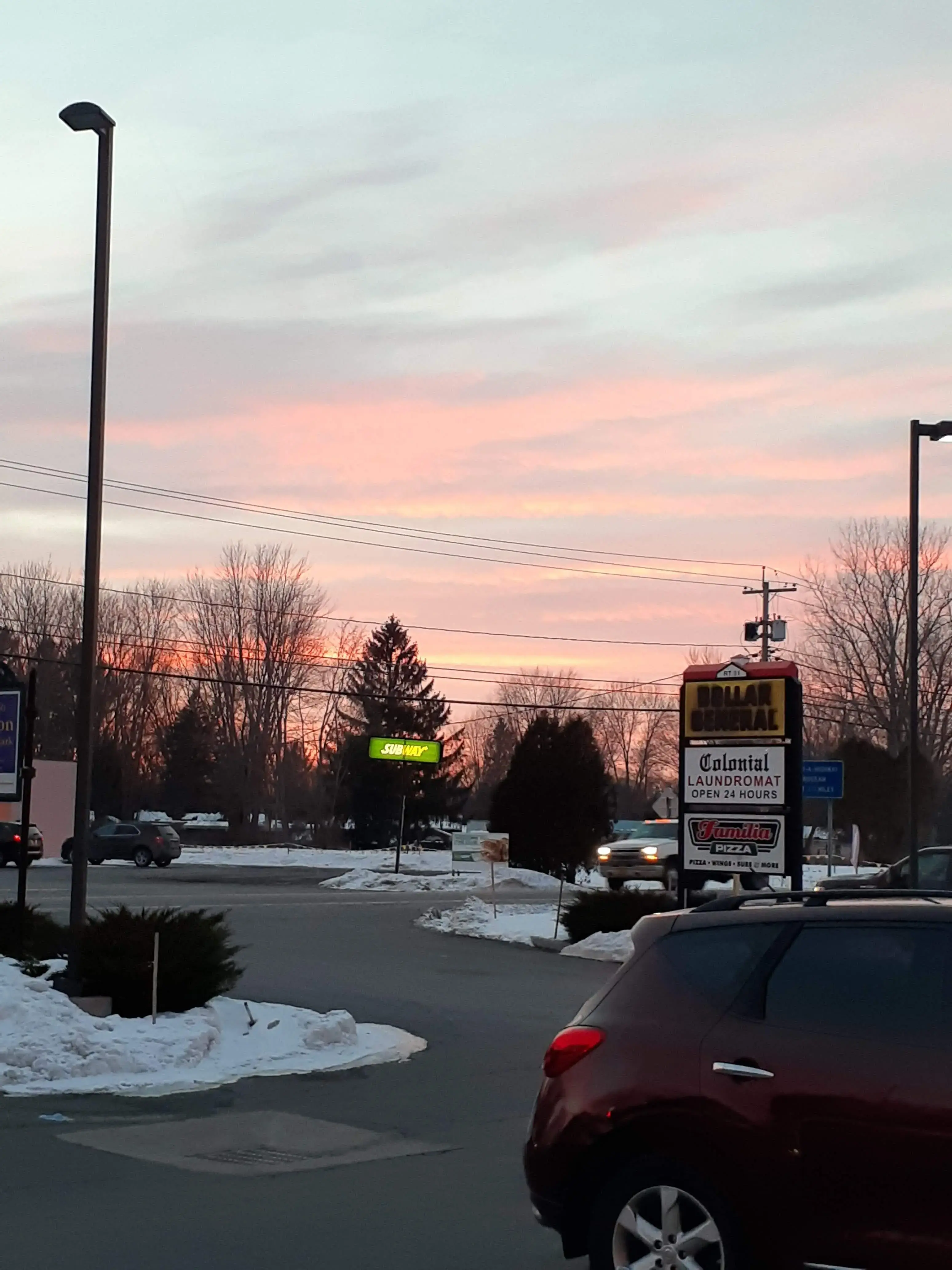 Colonial Laundromat thumbnail 6