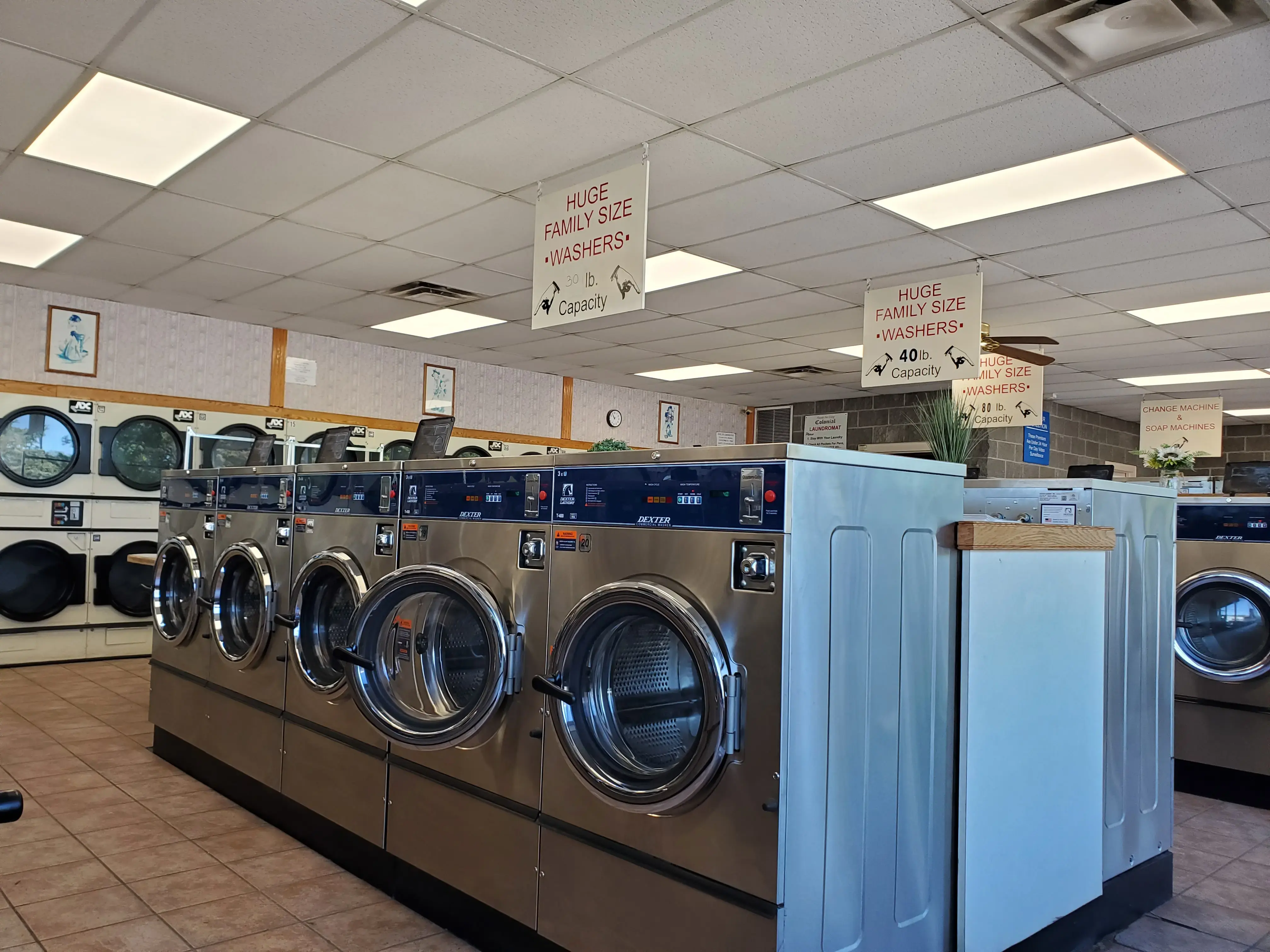 Colonial Laundromat location