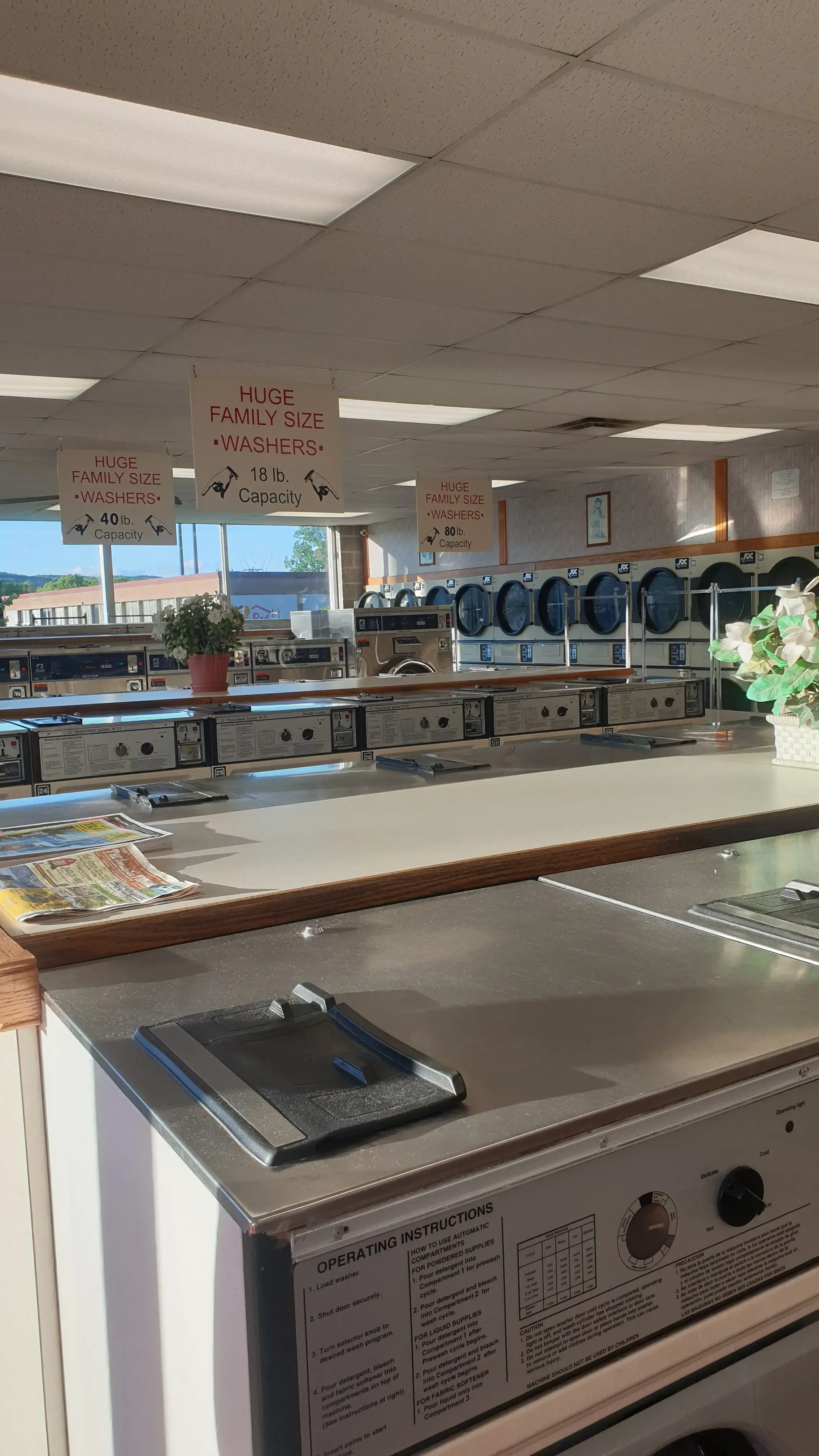 Colonial Laundromat - Image 8