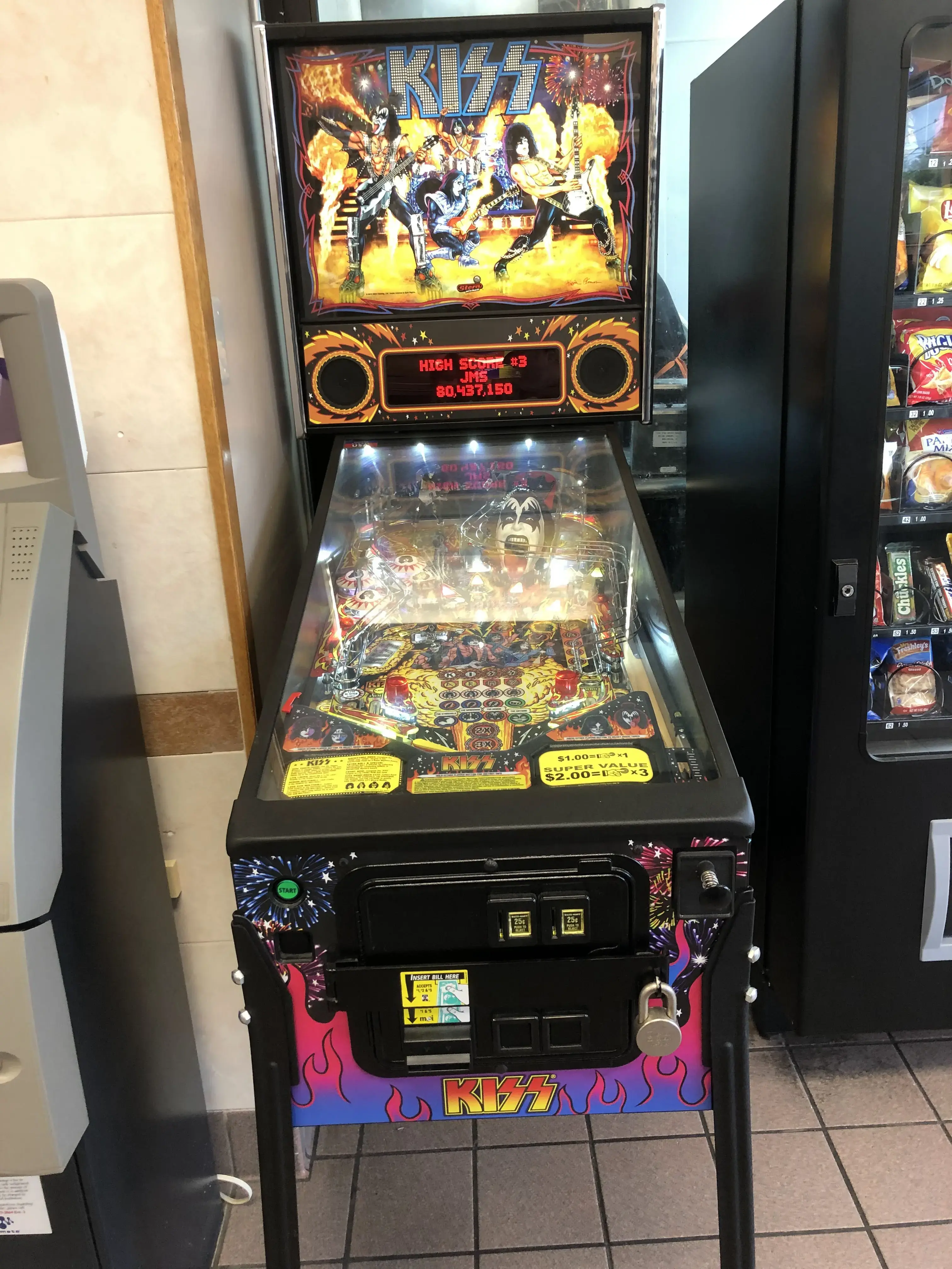 Colonial Laundromat thumbnail 13