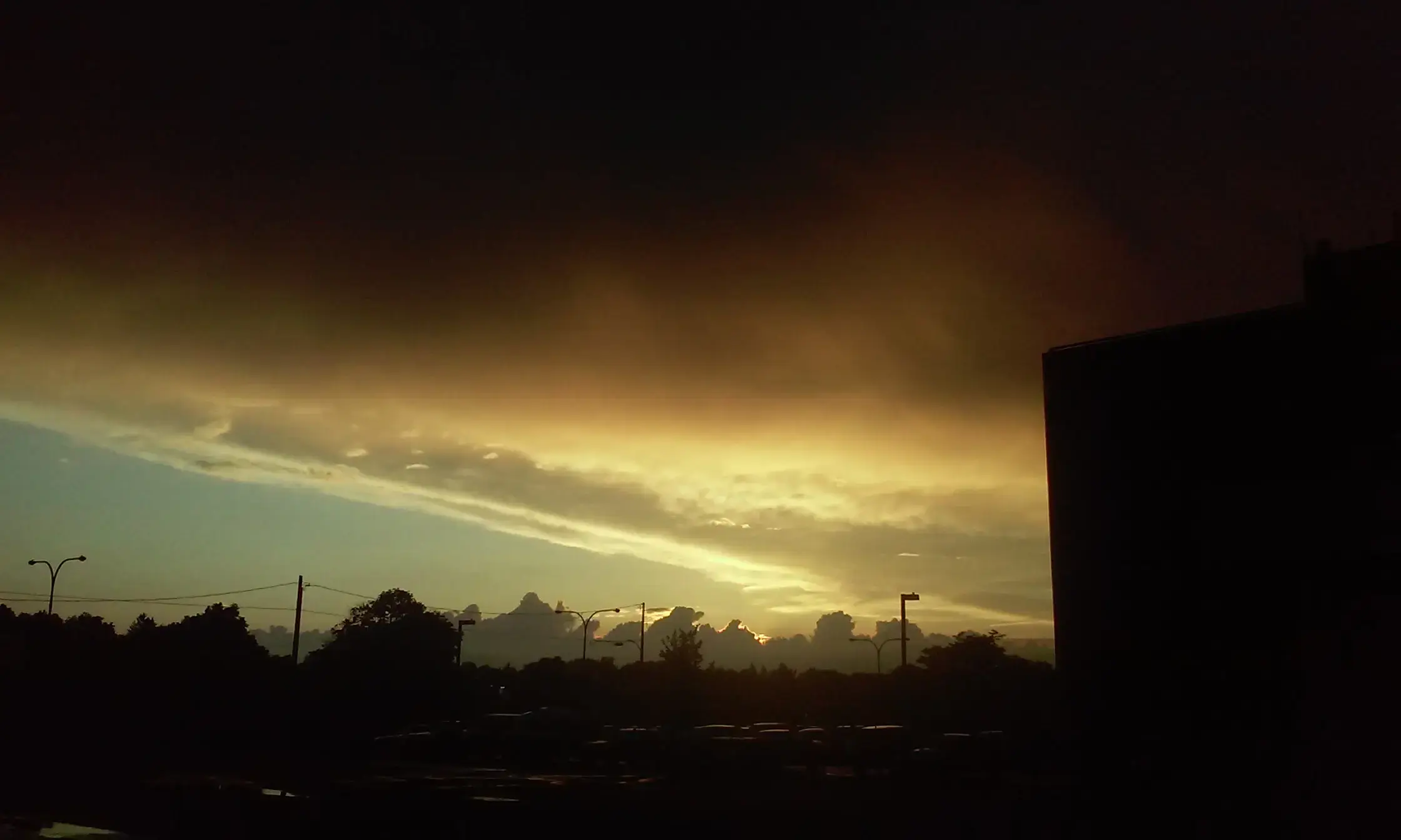 Colonial Laundromat thumbnail 2