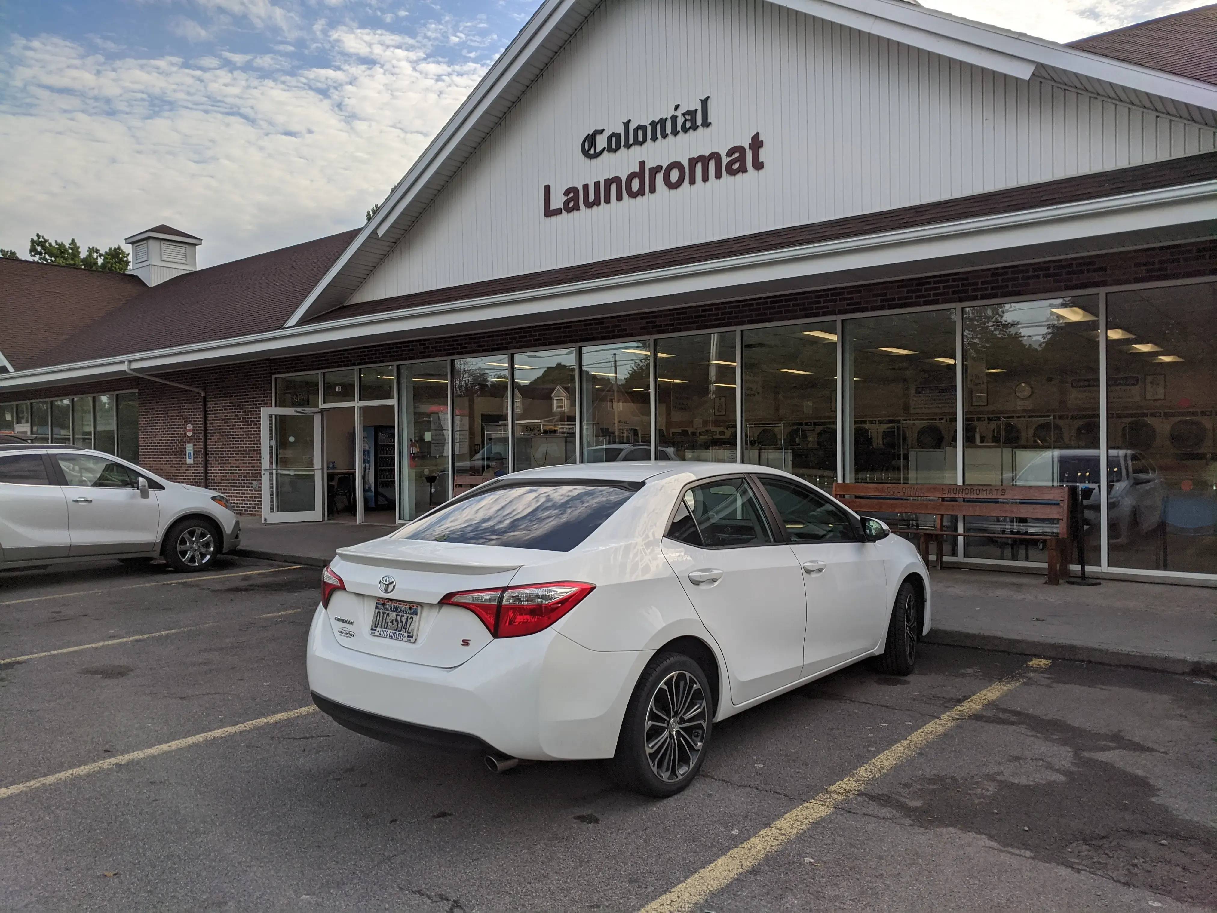 Colonial Laundromat - Image 3