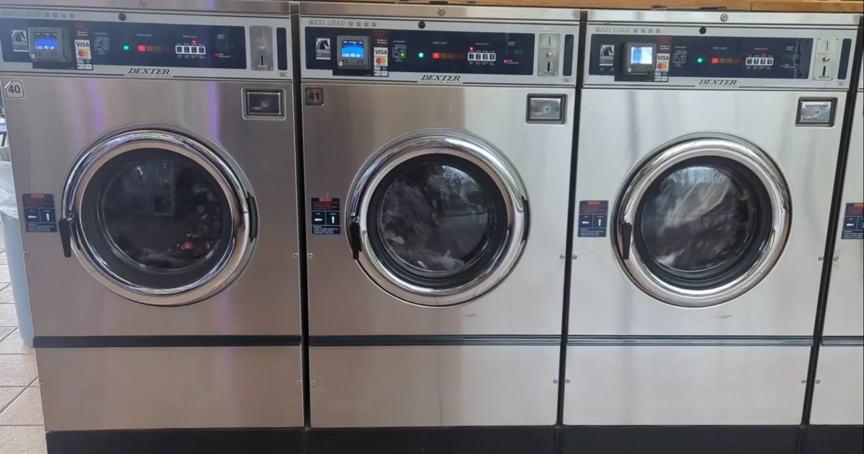 Colonial Laundromat - Image 18