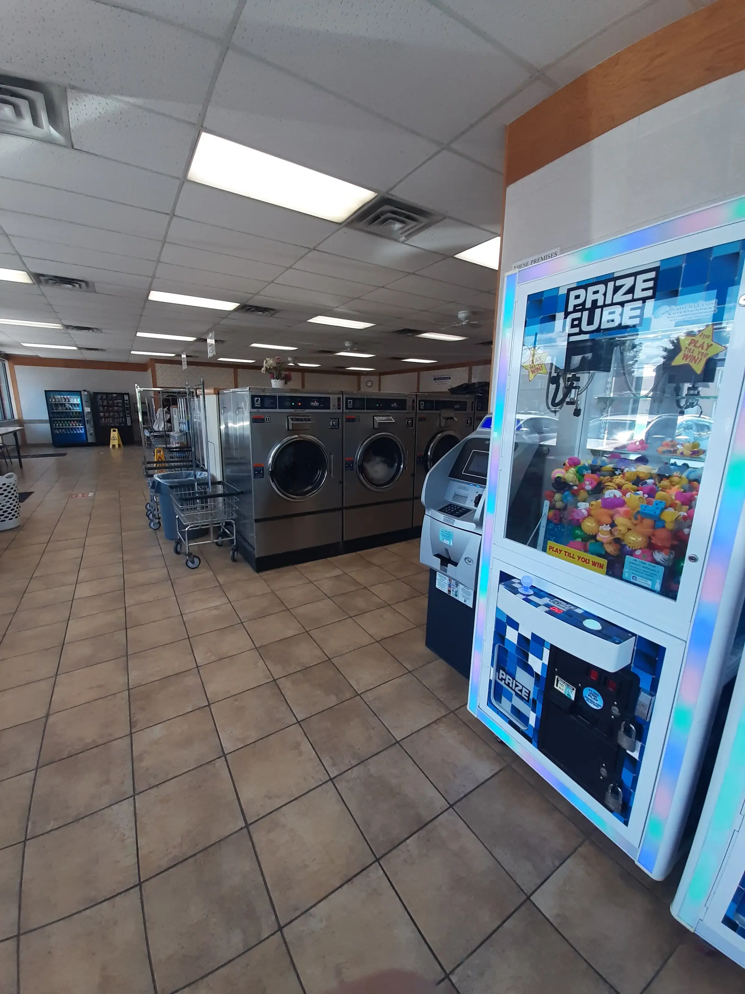 Colonial Laundromat - Image 17