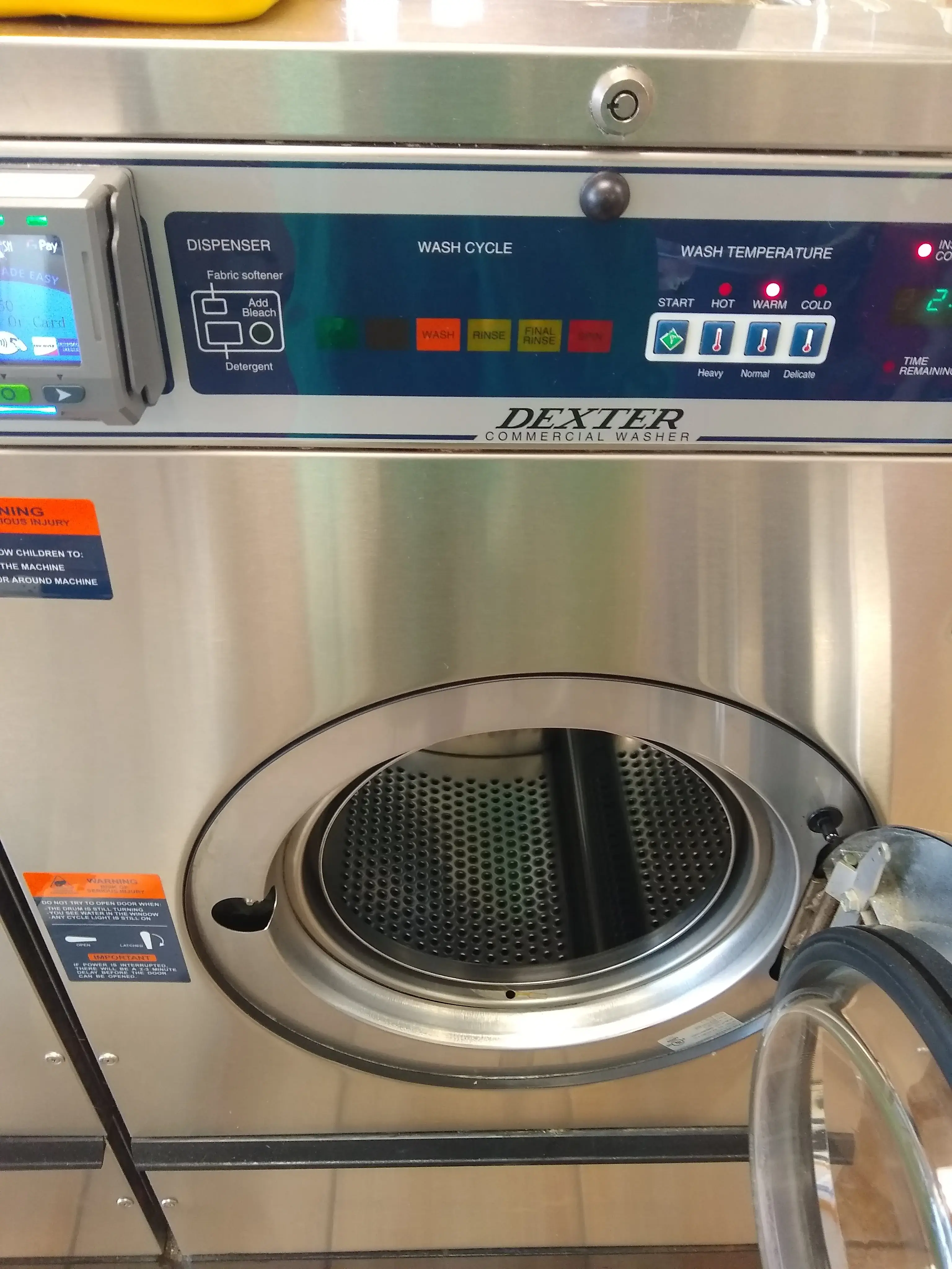 Colonial Laundromat thumbnail 9