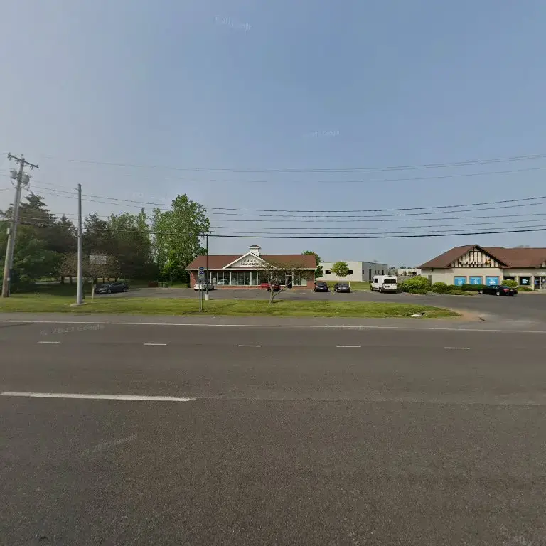 Colonial Laundromat thumbnail 12