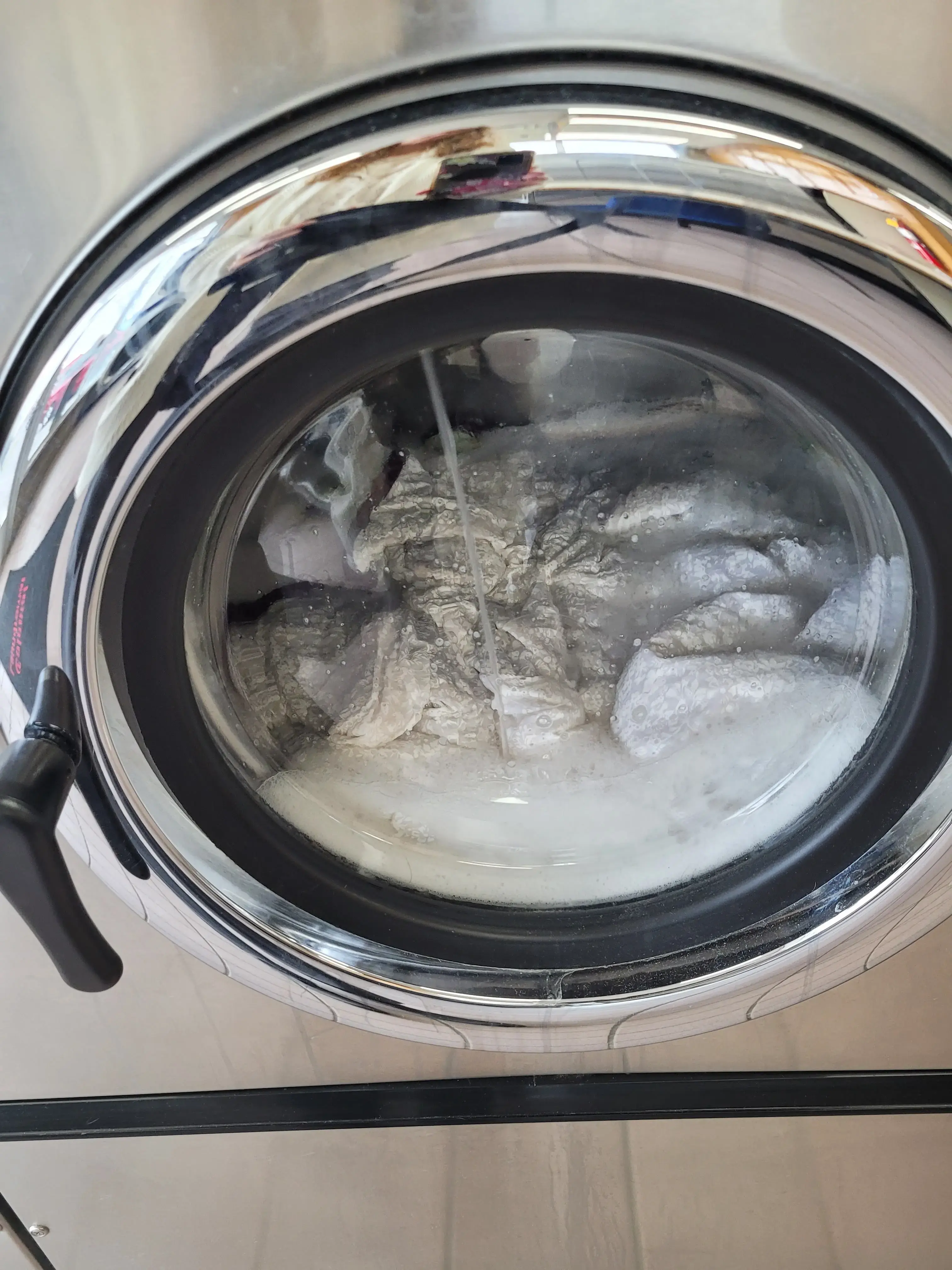 Colonial Laundromat thumbnail 13