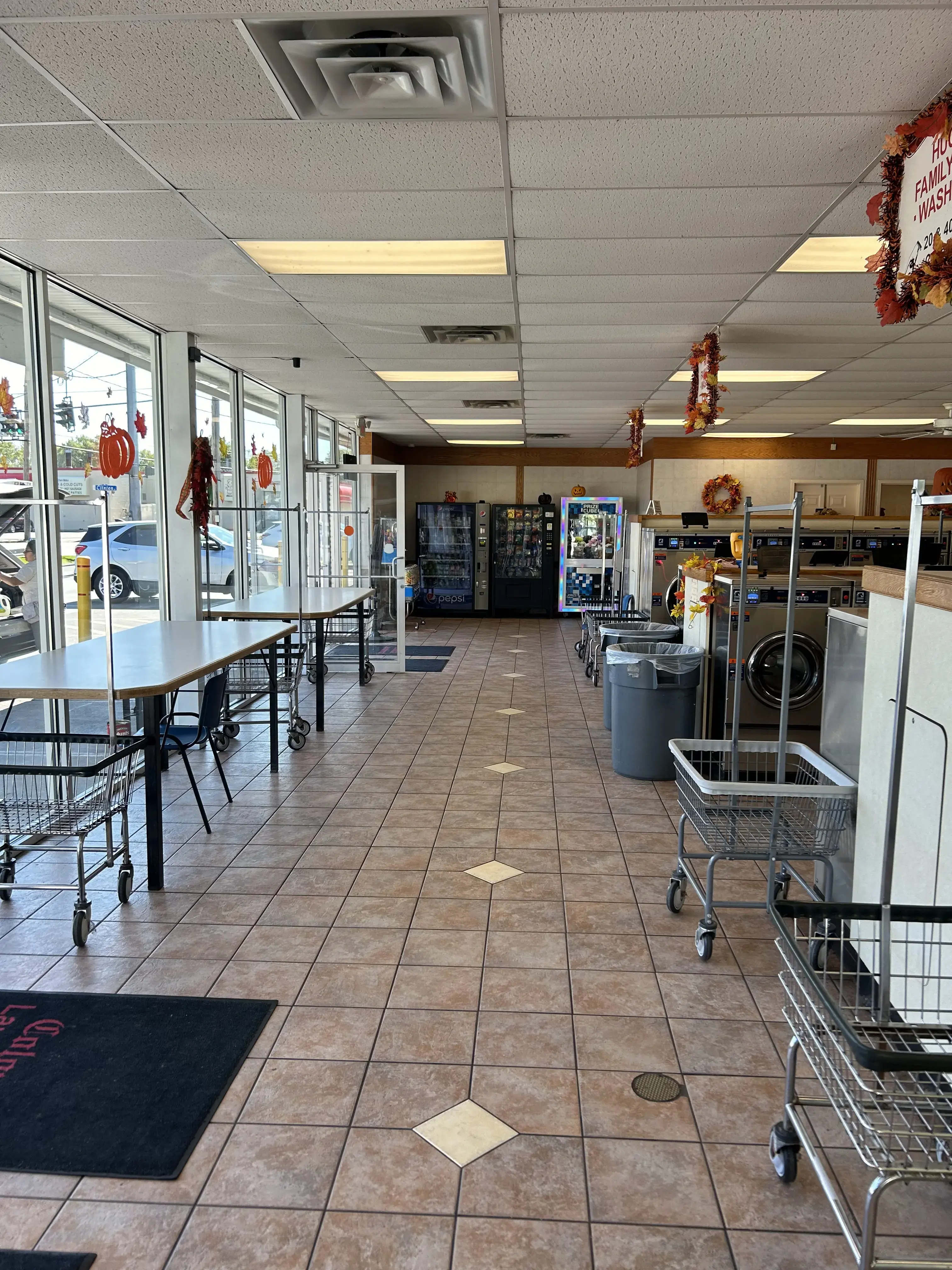 Colonial Laundromat thumbnail 3