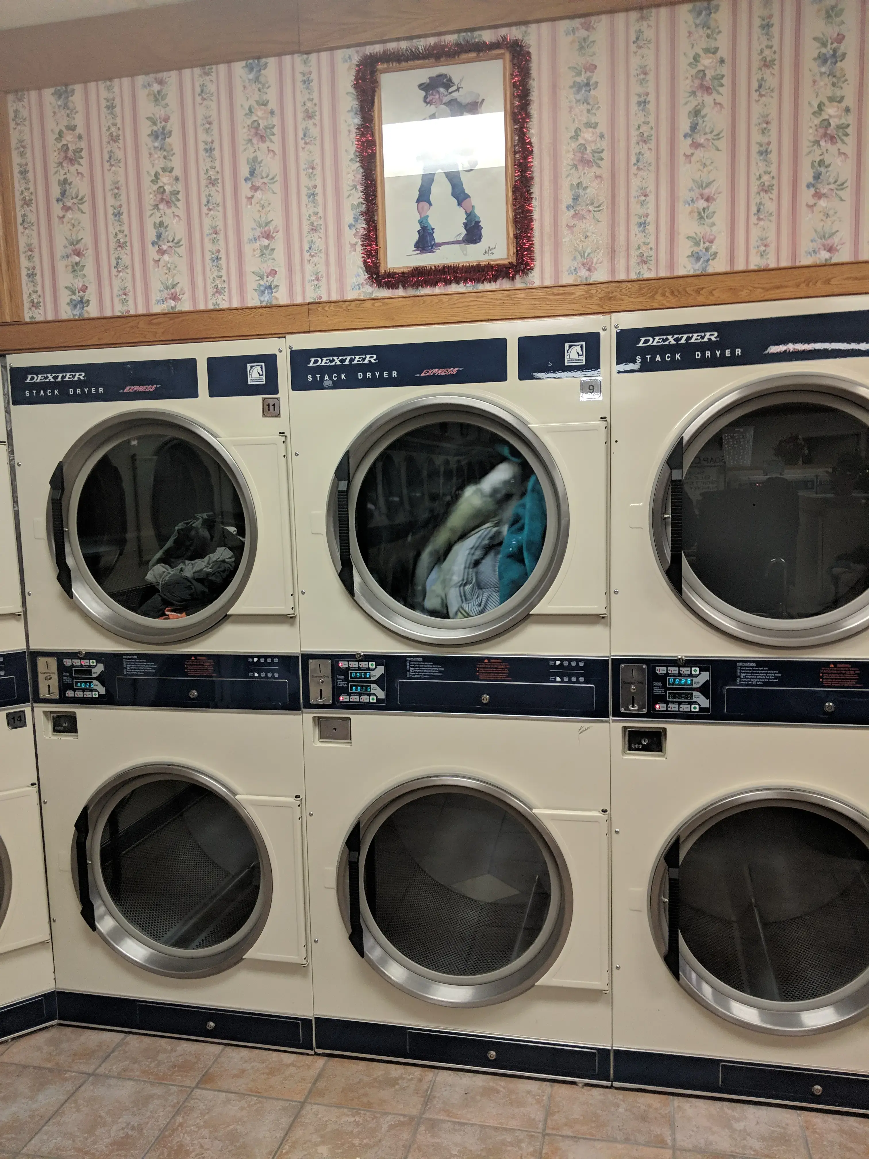 Colonial Laundromat - Image 9