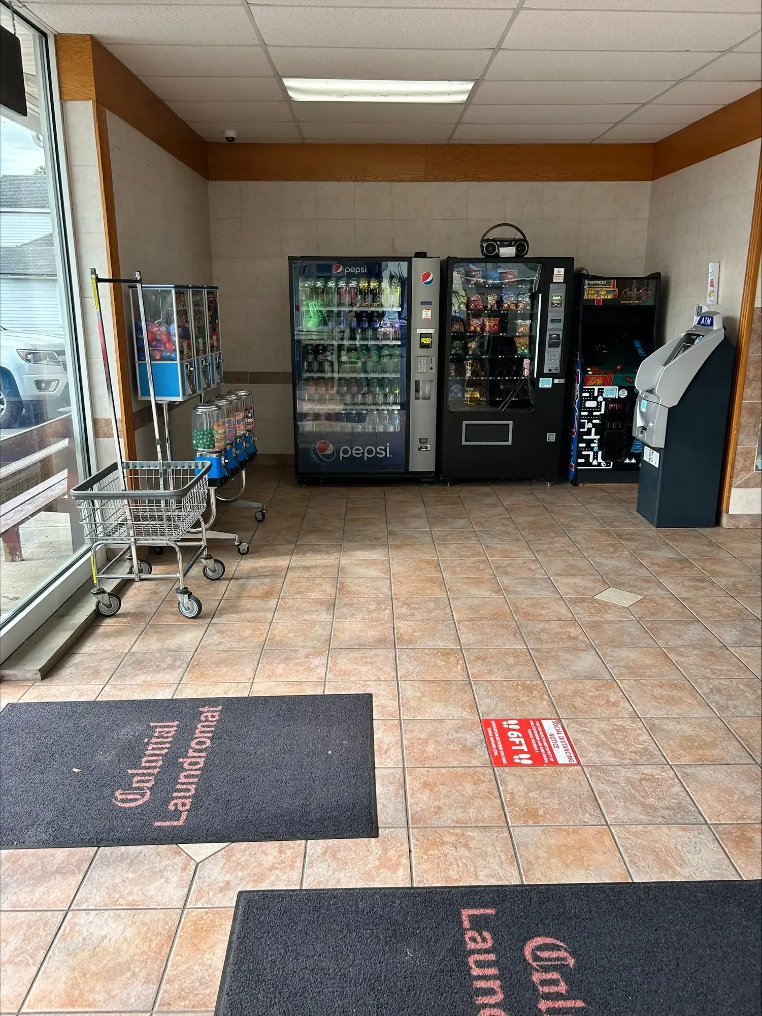 Colonial Laundromat - Image 4