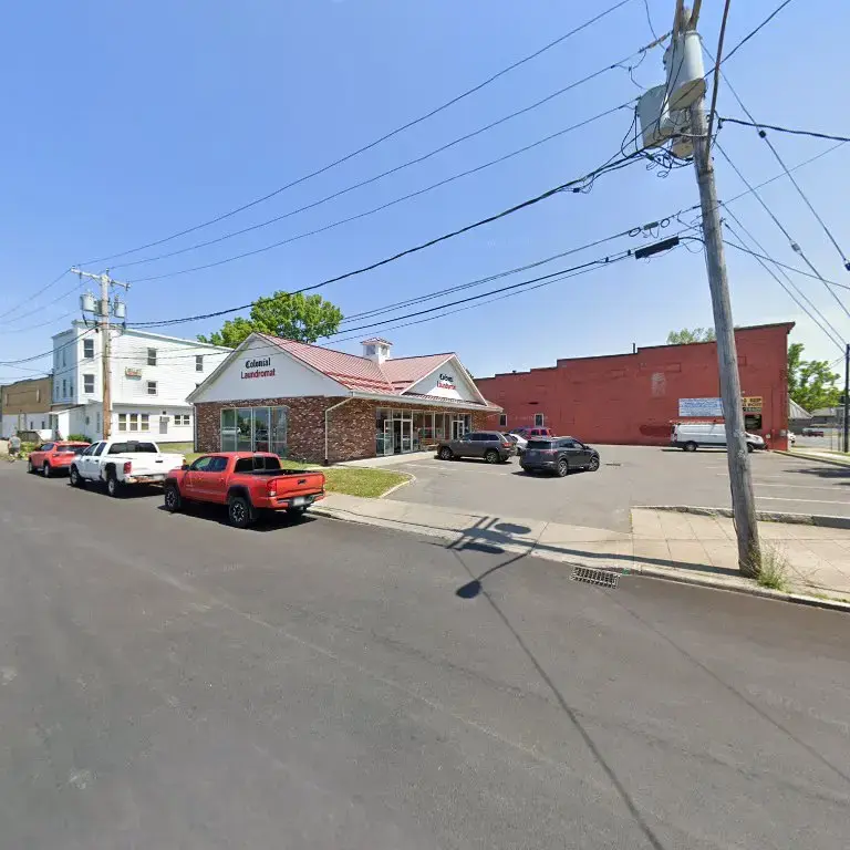 Colonial Laundromat thumbnail 8