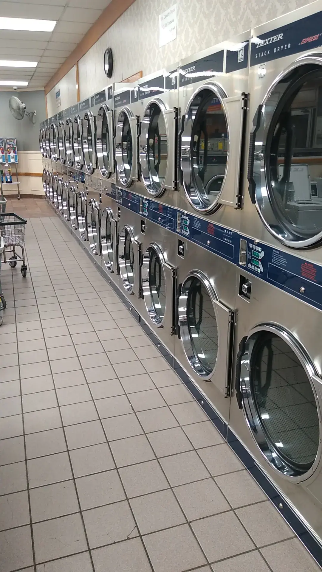 Colonial Laundromat - Image 3