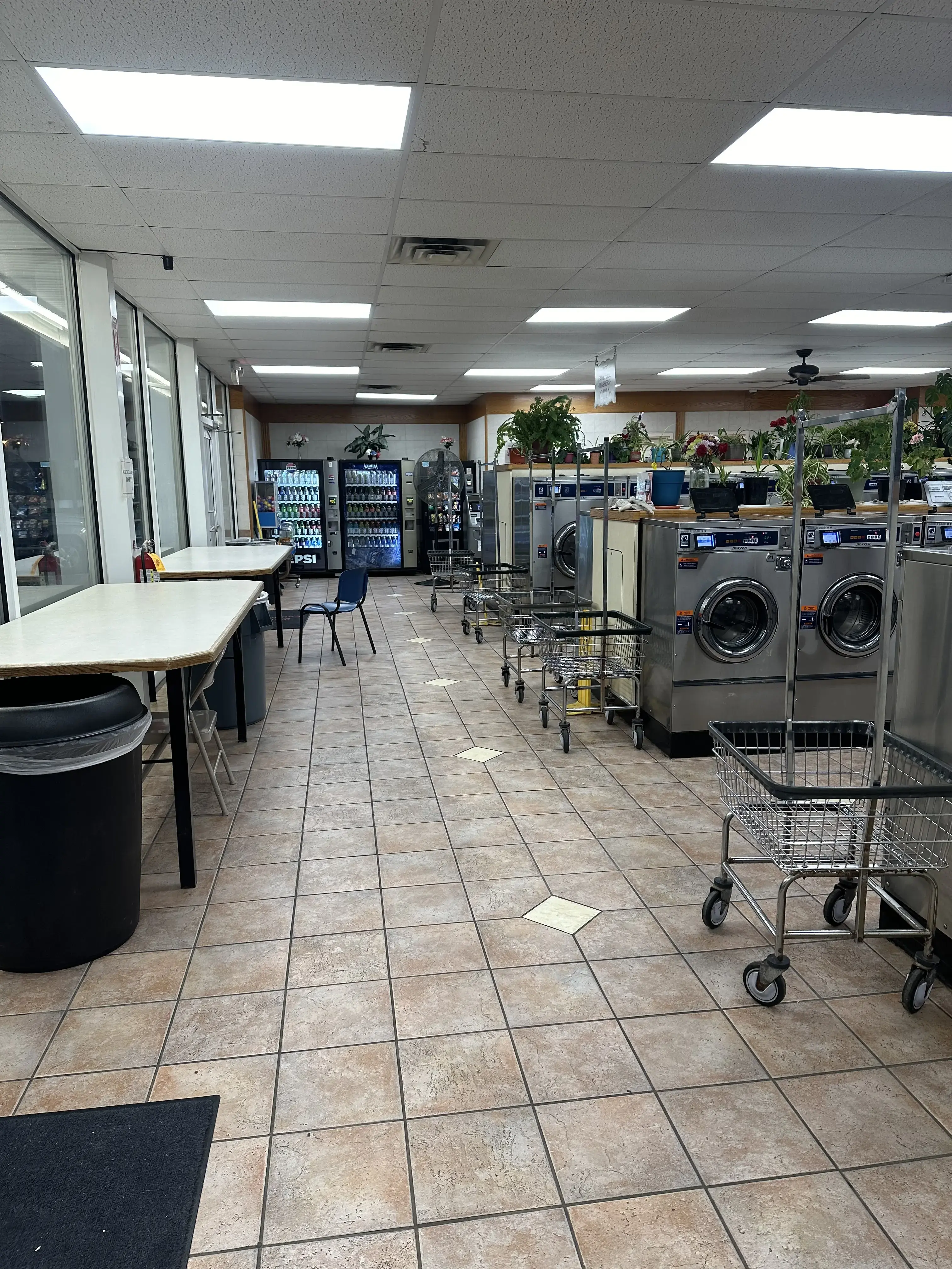 Colonial Laundromat - Image 2