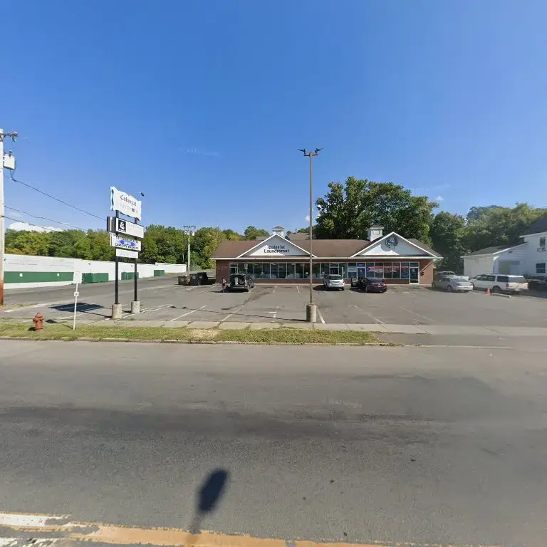 Colonial Laundromat - Image 3