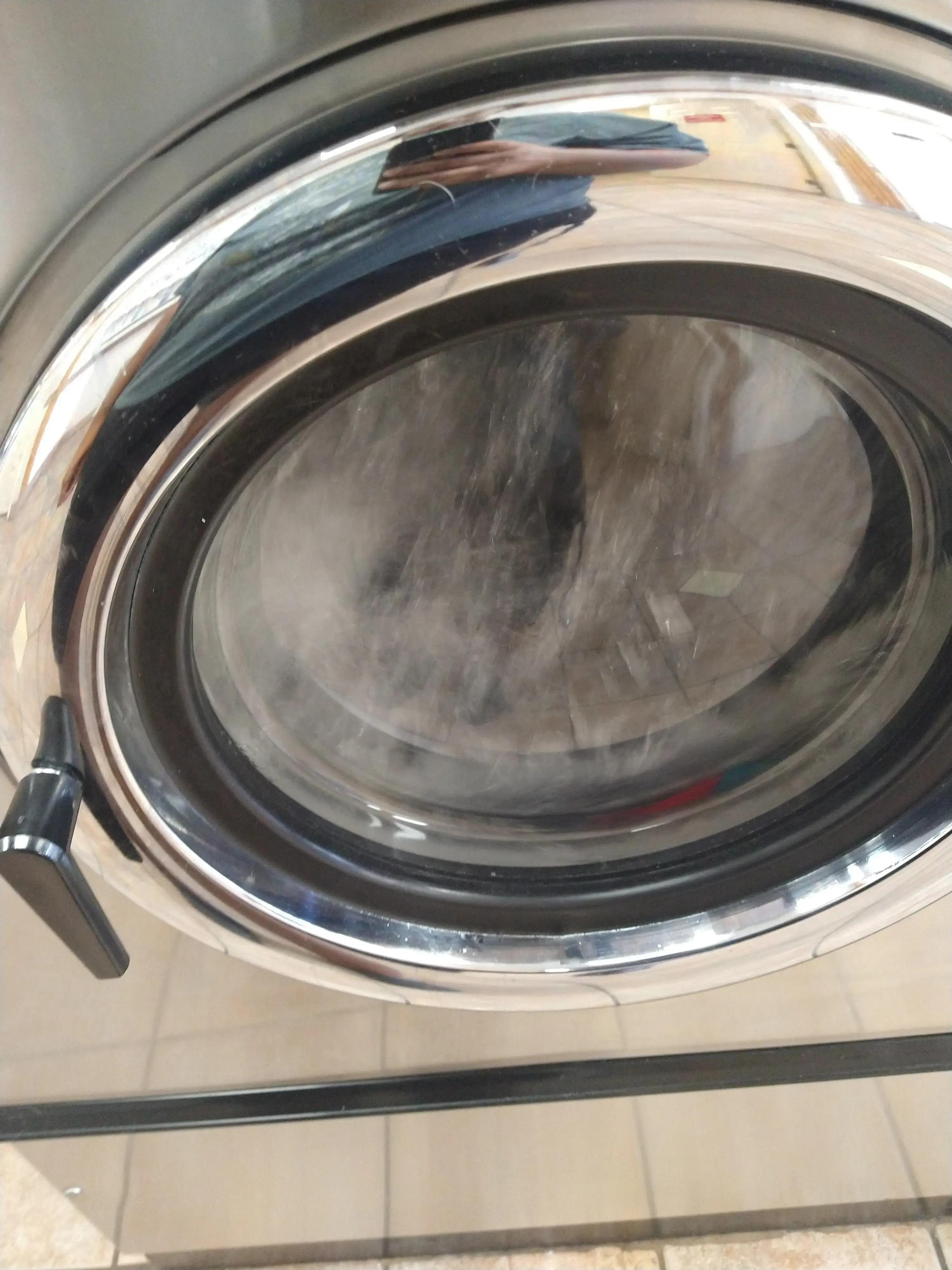 Colonial Laundromat thumbnail 17