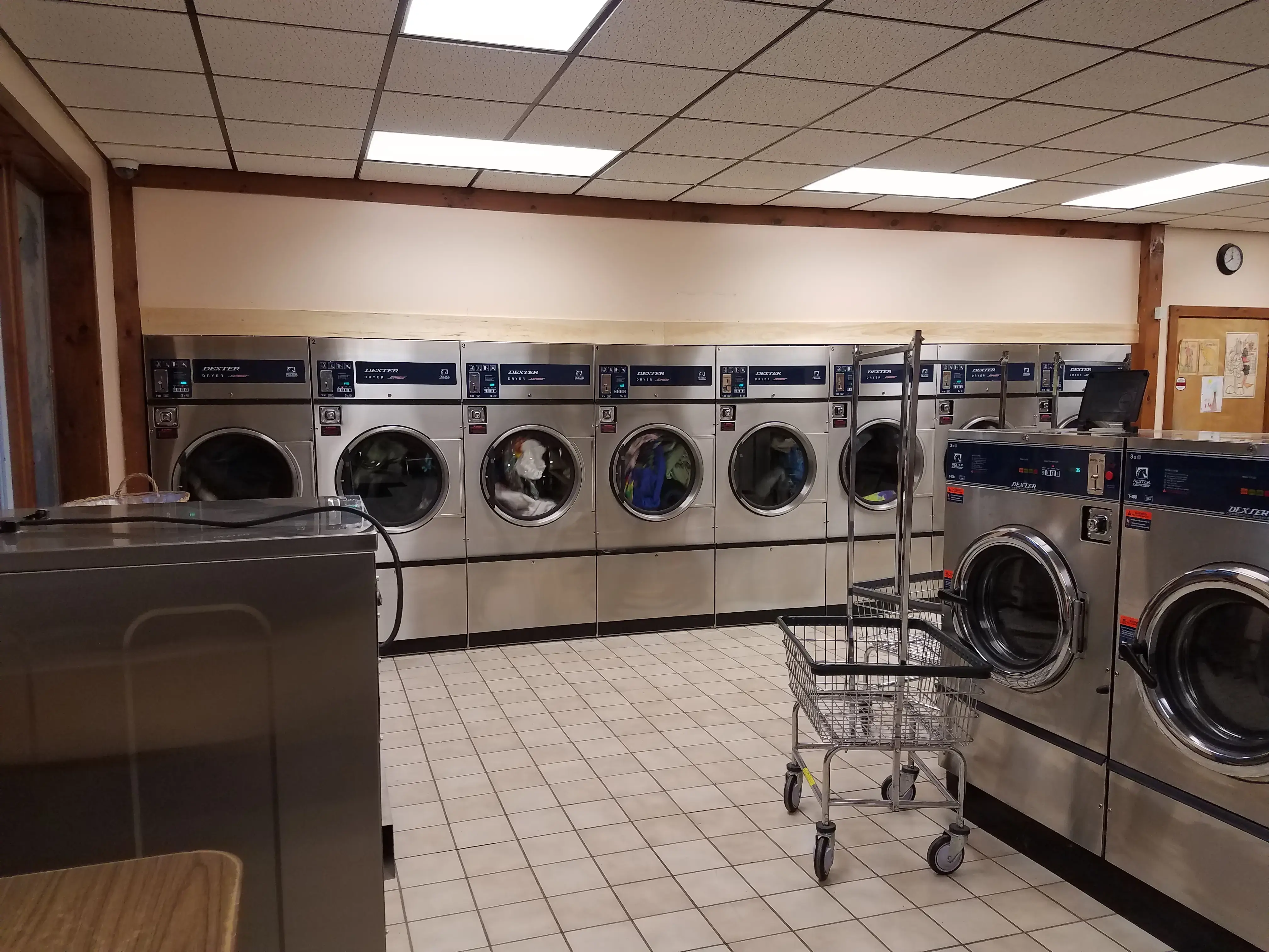 Colonial Laundromat thumbnail 1