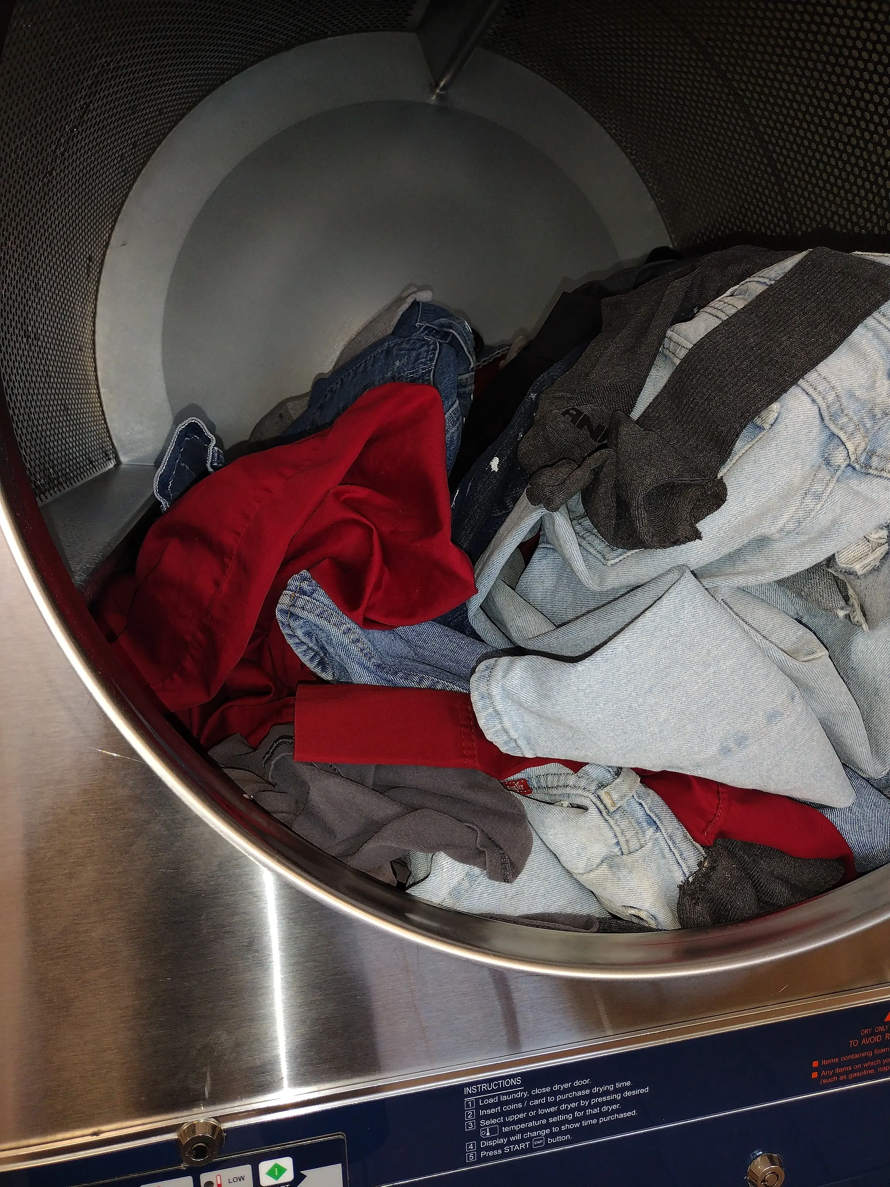 Colonial Laundromat thumbnail 8