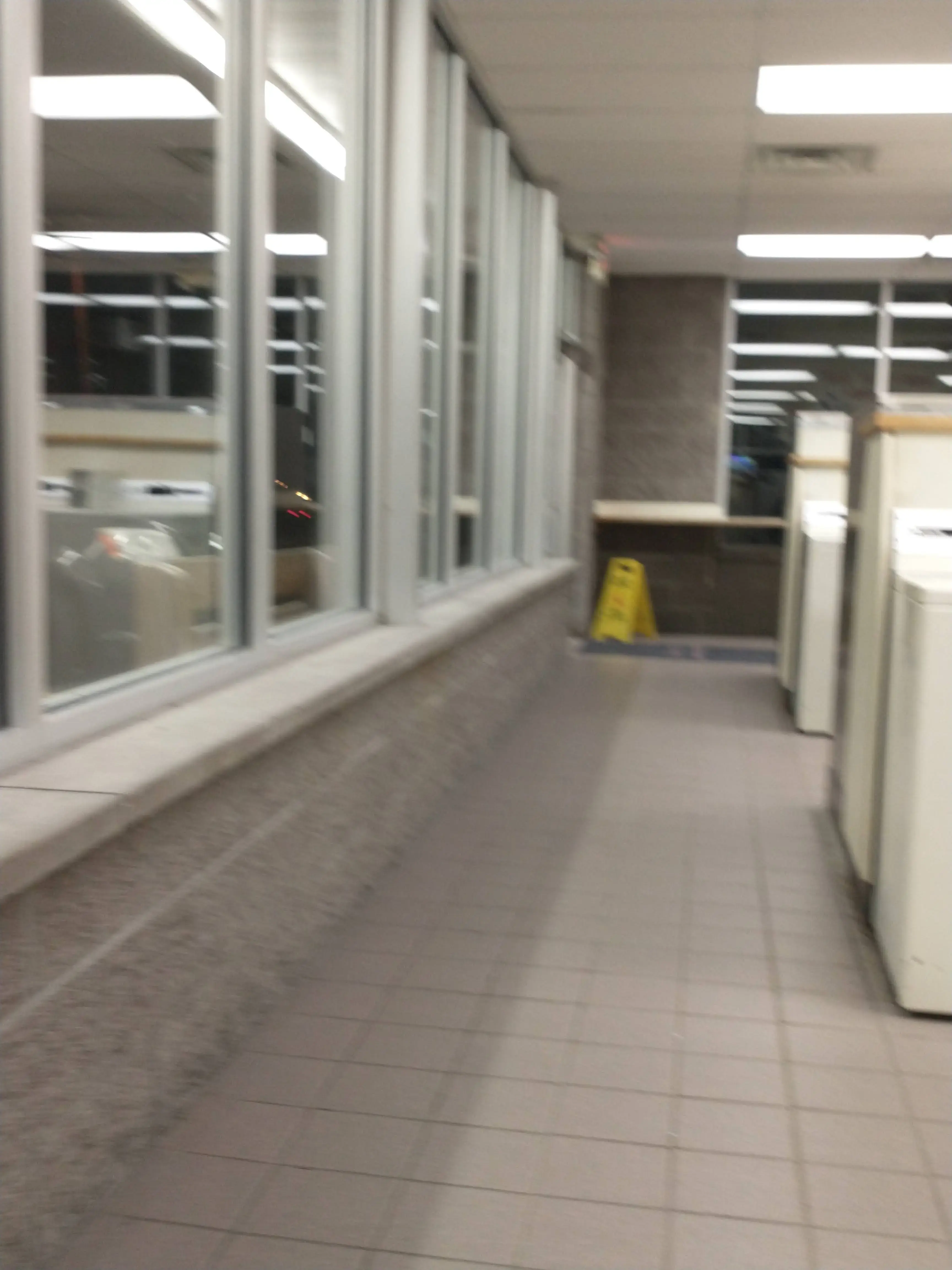 Colonial Laundromat - Image 19