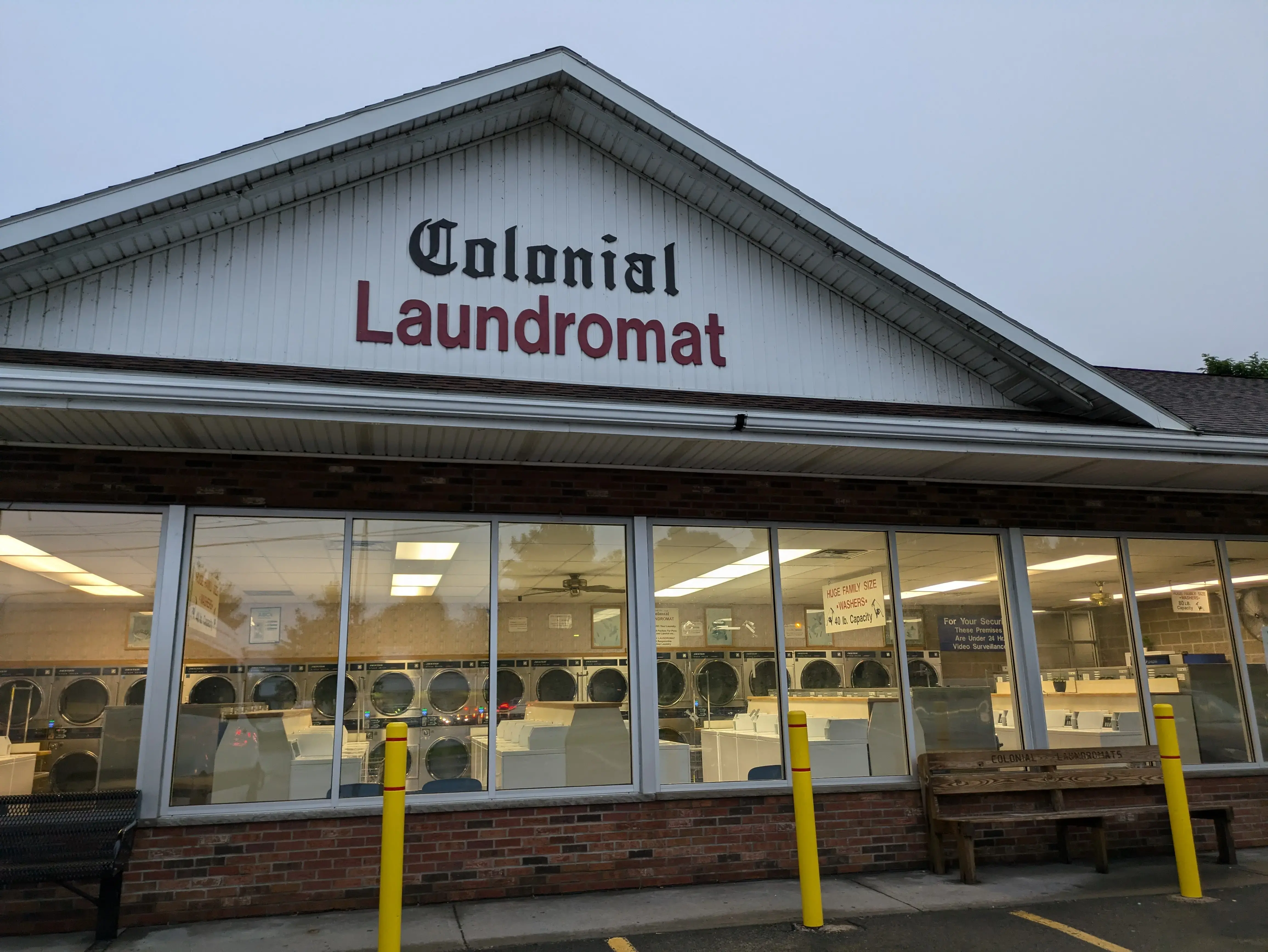 Colonial Laundromat - Image 2