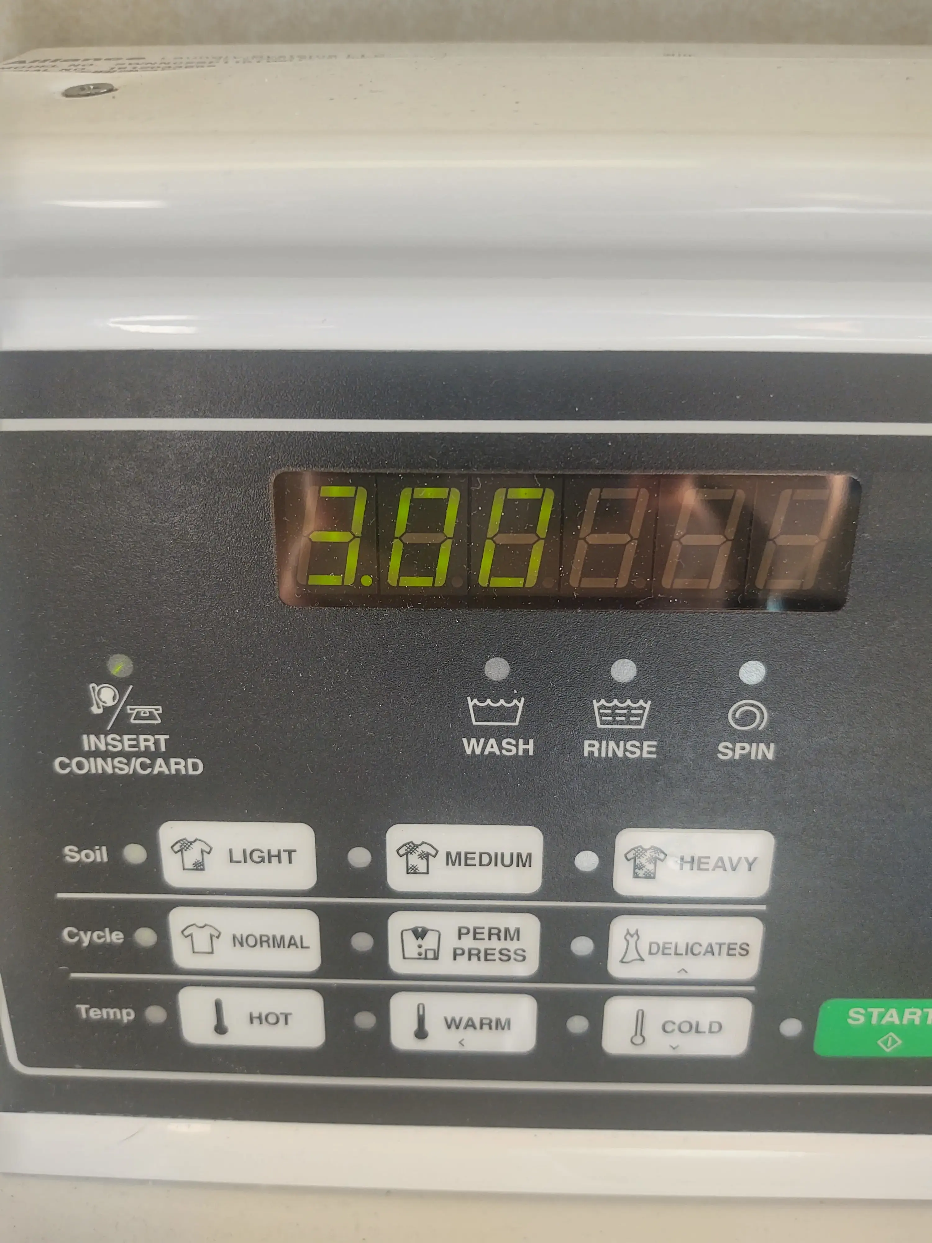 Colonial Laundromat thumbnail 20