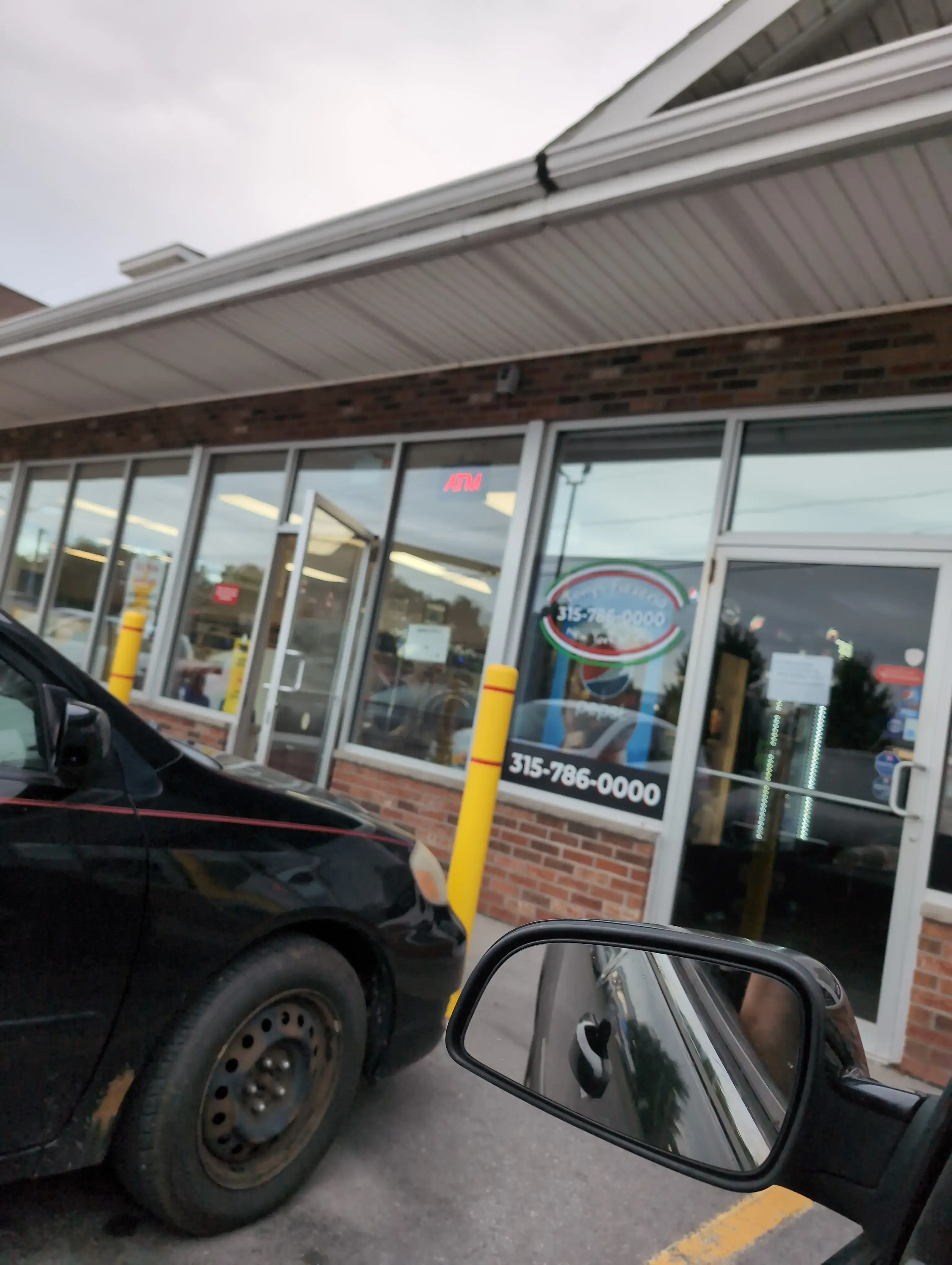 Colonial Laundromat thumbnail 3