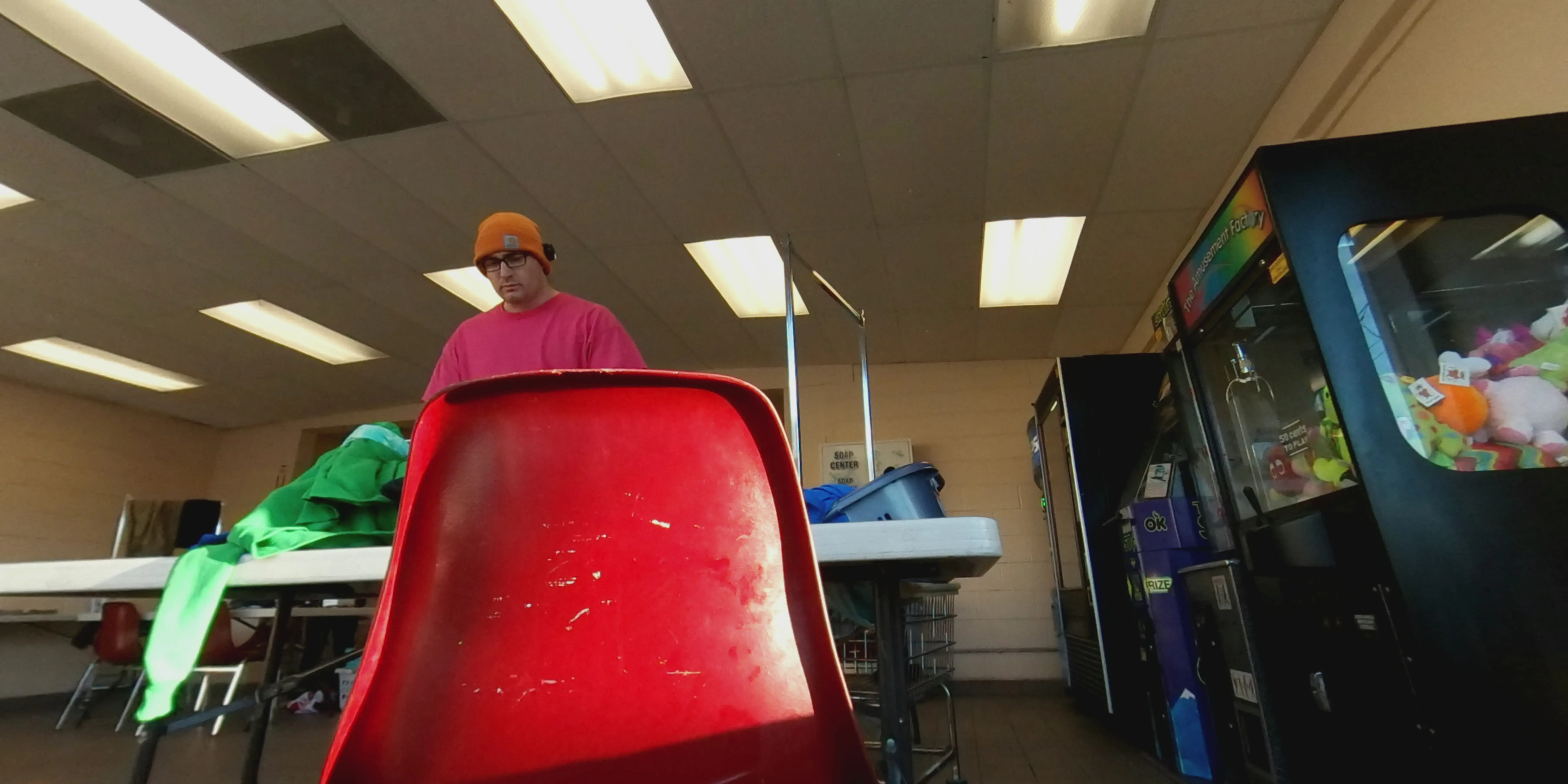 Colonial Laundromat thumbnail 17