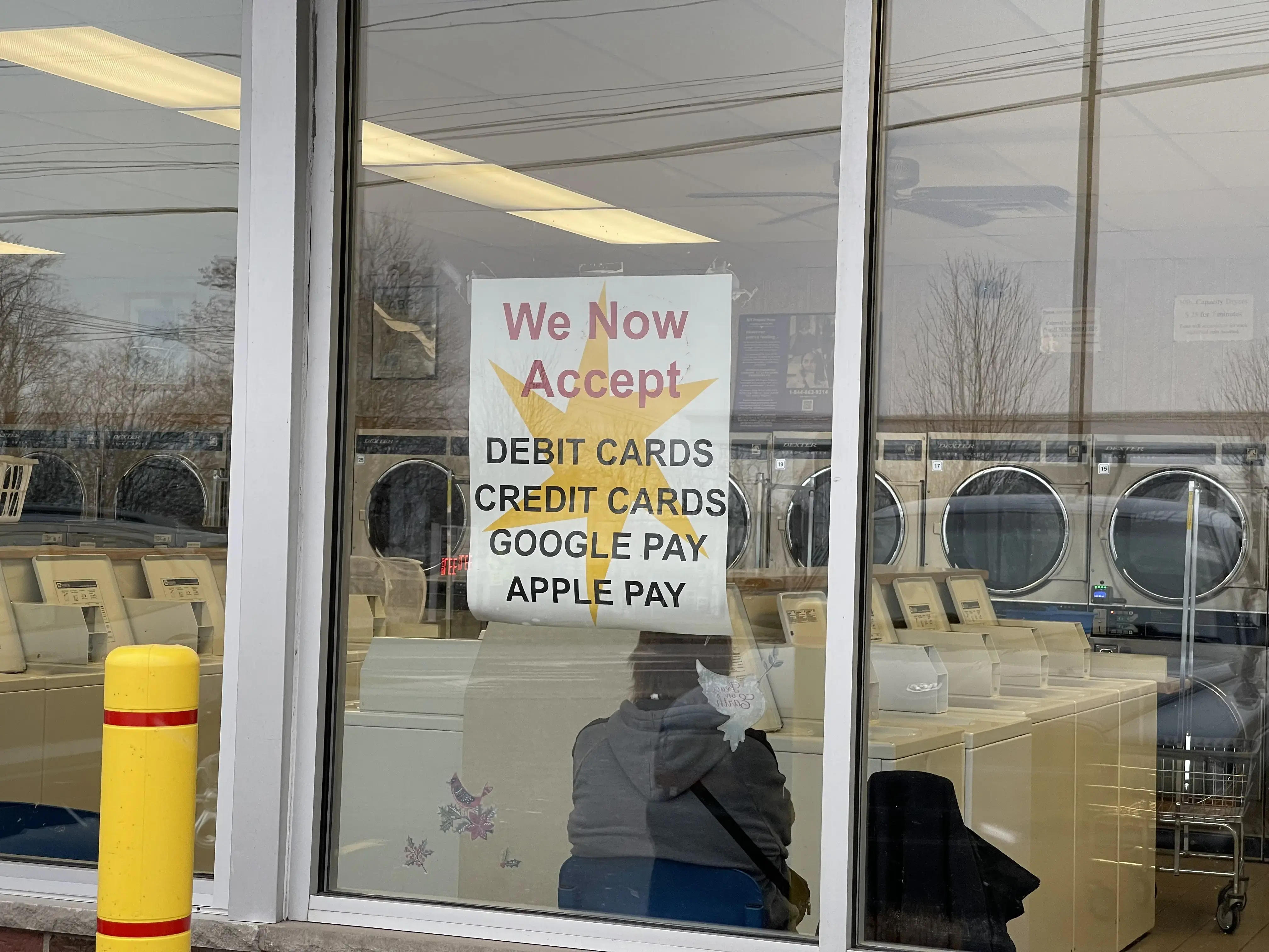 Colonial Laundromat - Image 10