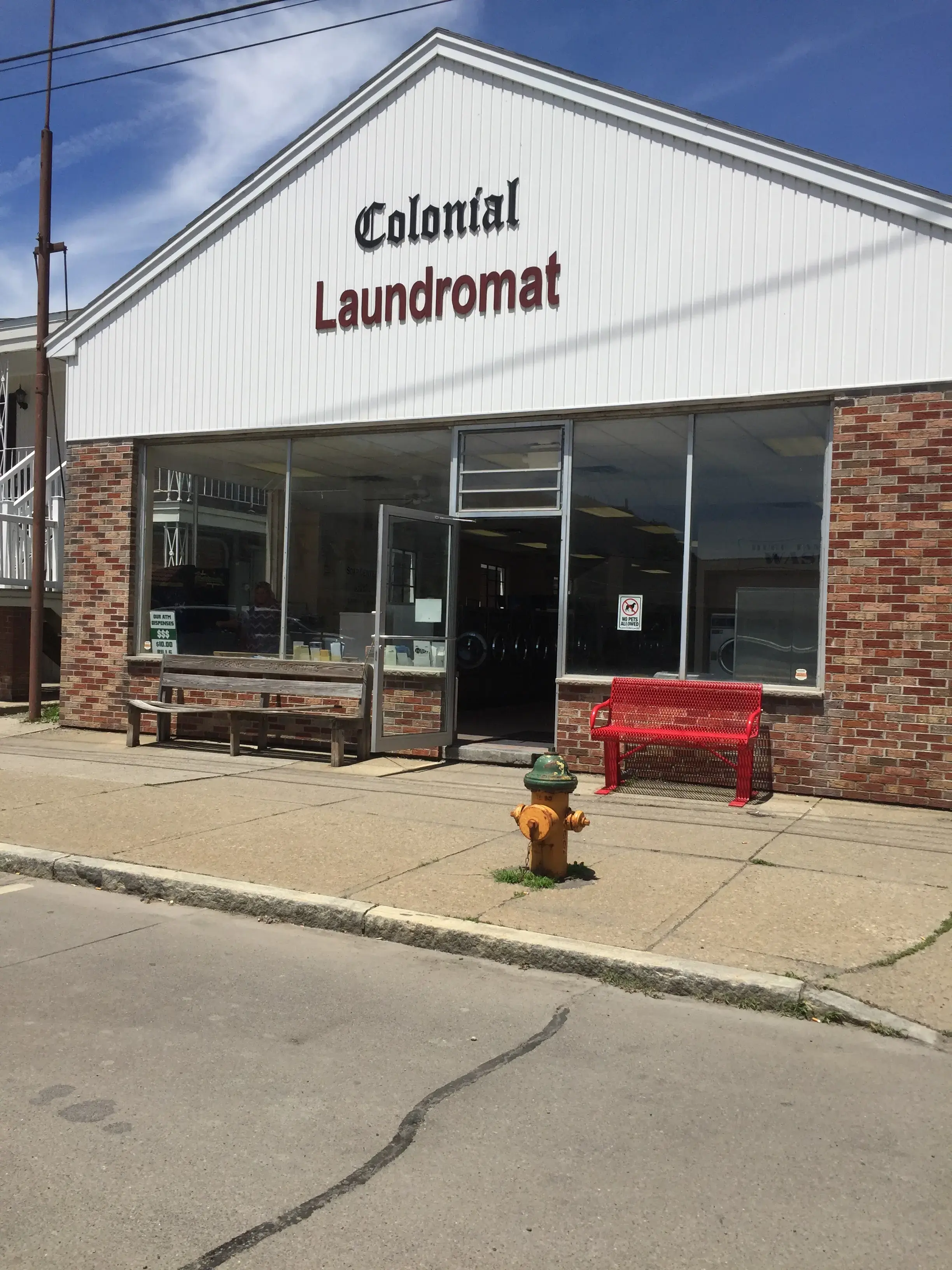 Colonial Laundromat - Image 10