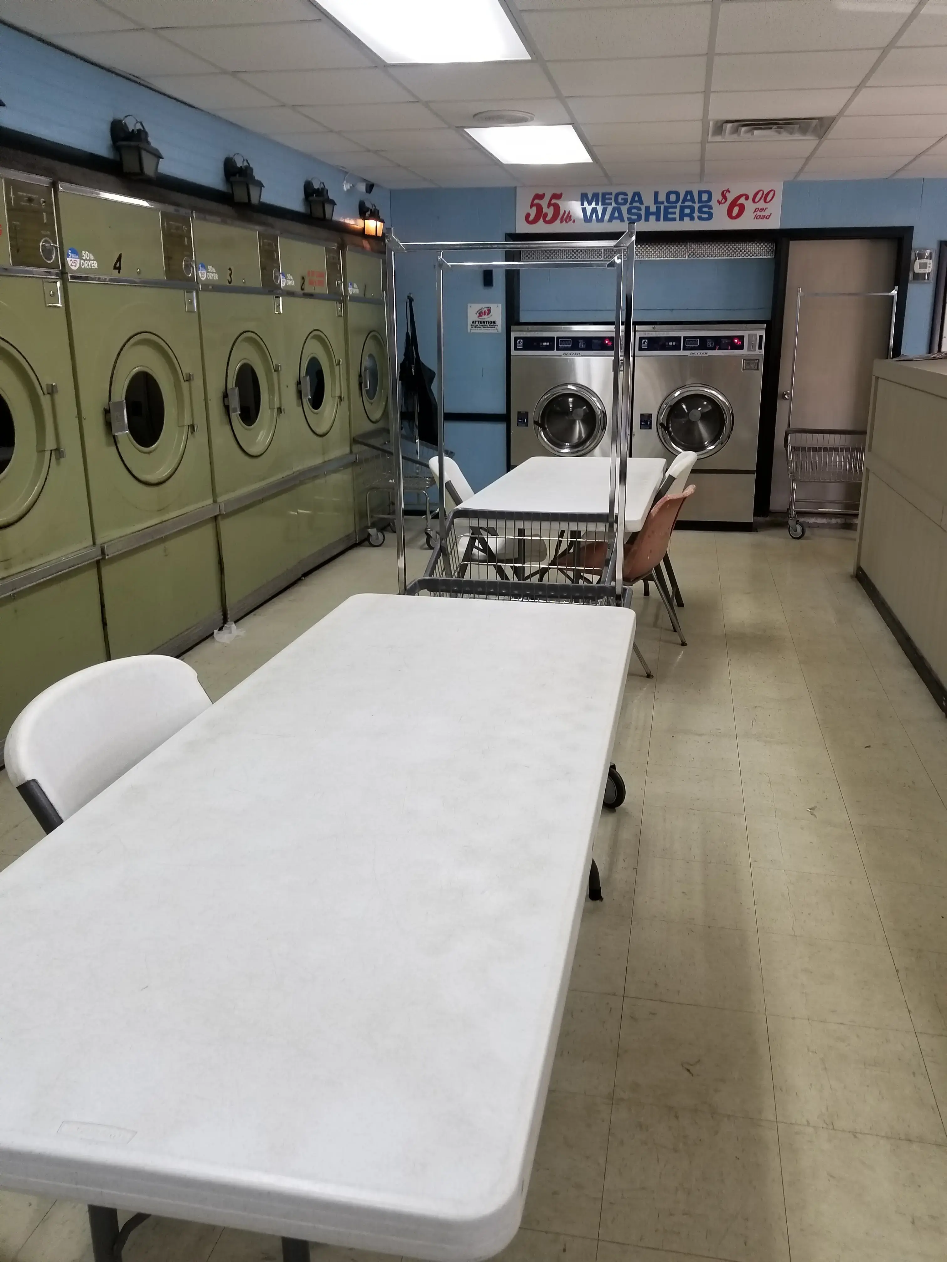 Colonial Laundromat - Image 8