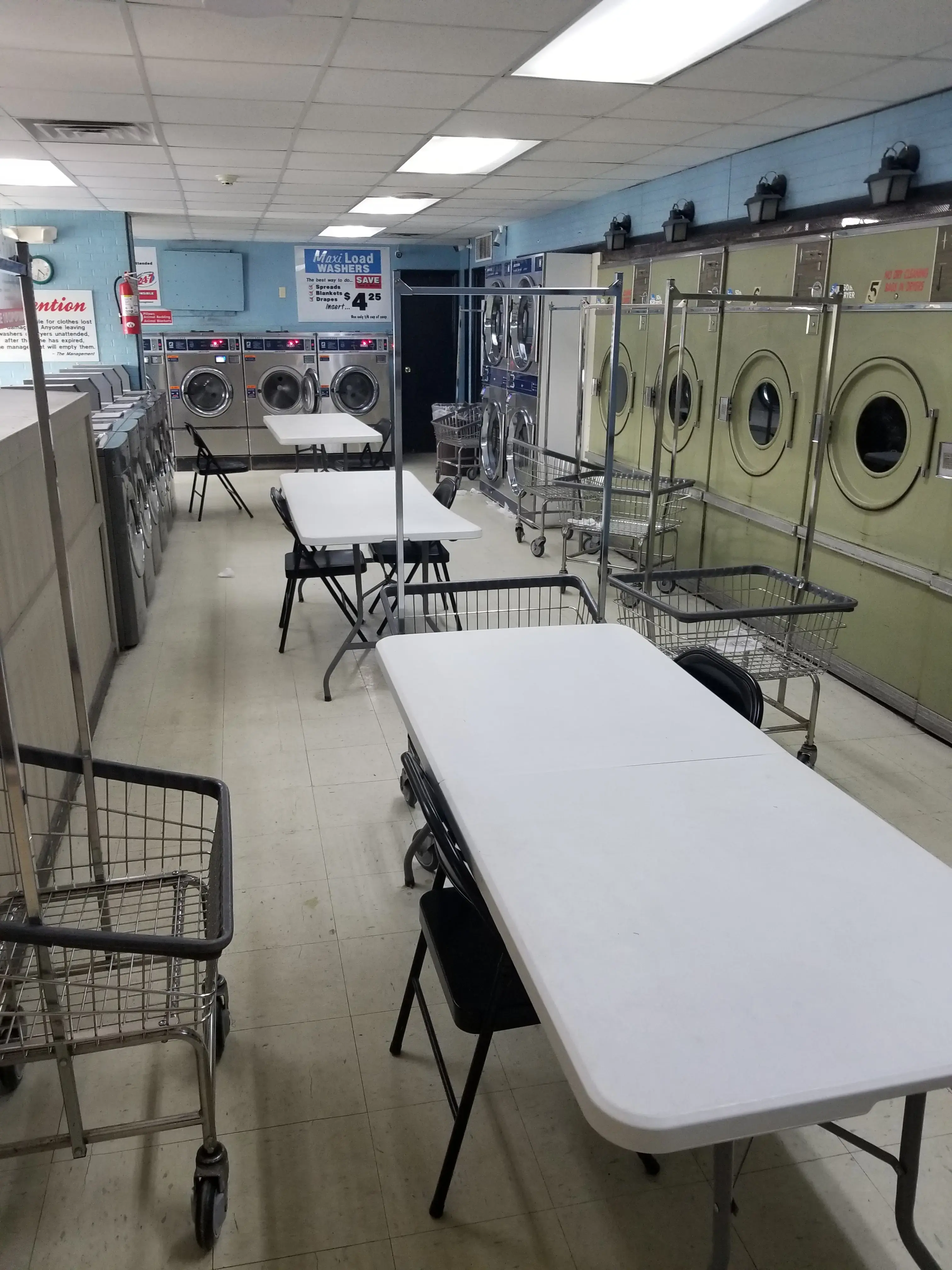 Colonial Laundromat thumbnail 5