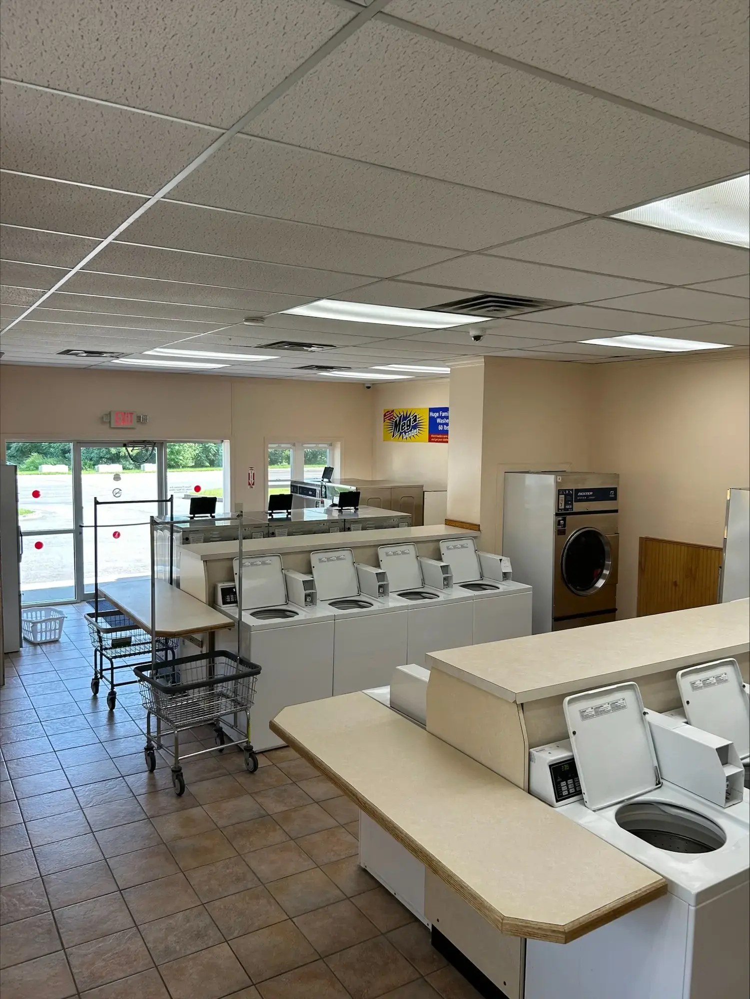 Colonial Laundromats - Image 1