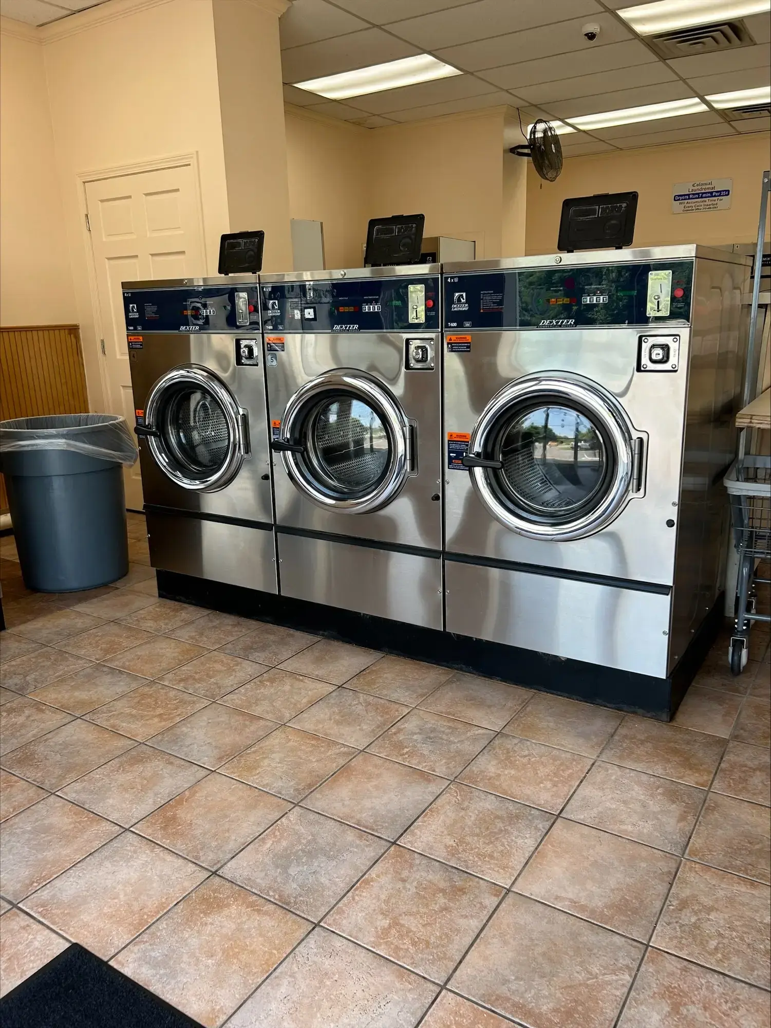 Colonial Laundromats thumbnail 3
